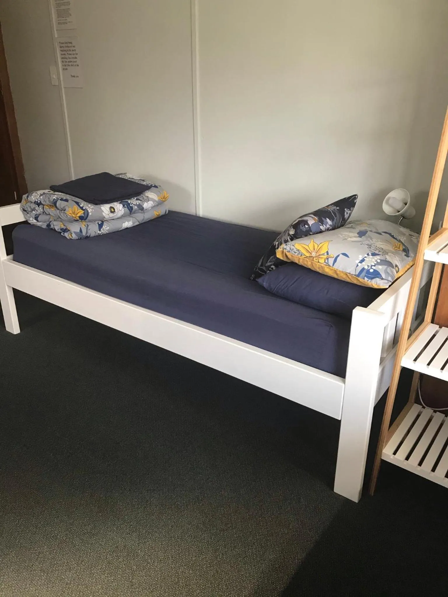 Bed in 6-Bed Mixed Dormitory Room in Tripinn Airconditioned Motels & Affordable Accommodation