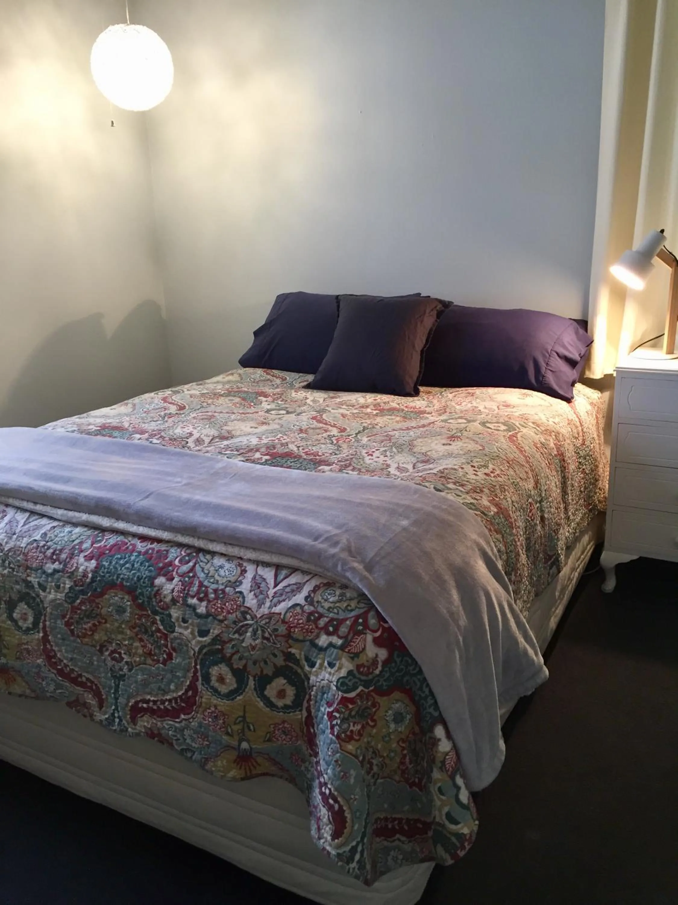 Double or Twin Room with Private Bathroom in Tripinn Motel & Share Accommodation