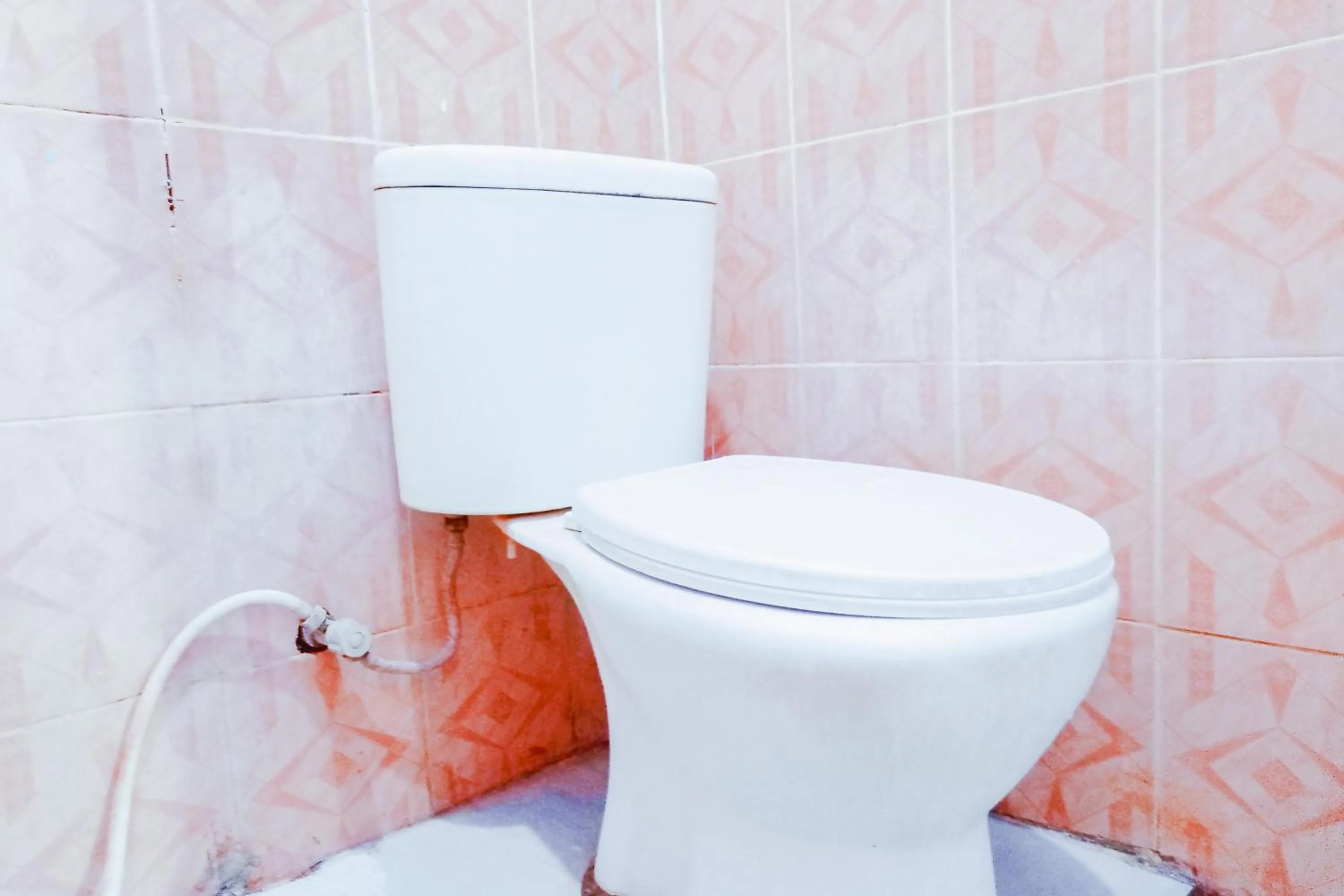 Bathroom in Urbanview at Wedika Hotel Bengkulu