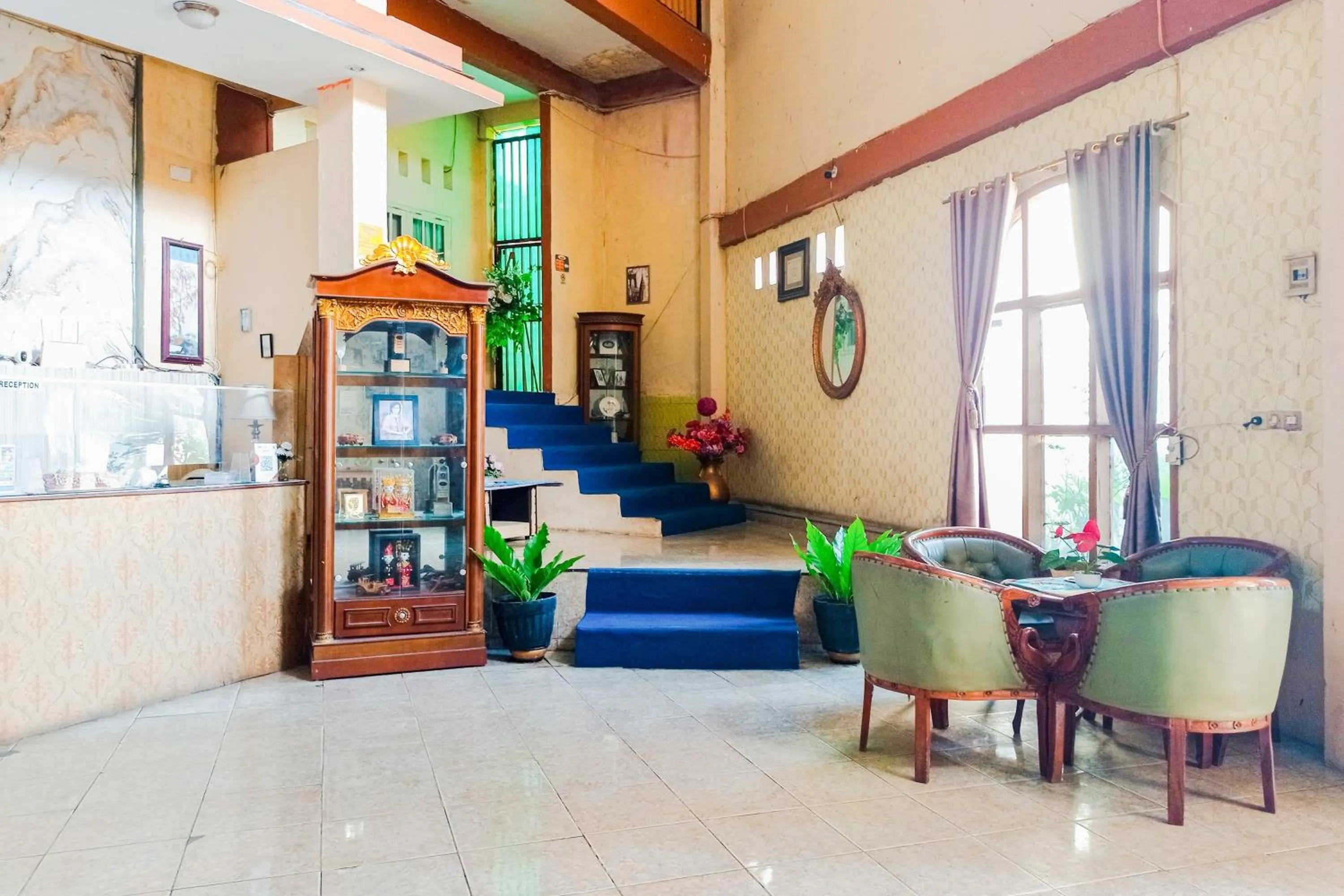 Lobby or reception in Urbanview at Wedika Hotel Bengkulu