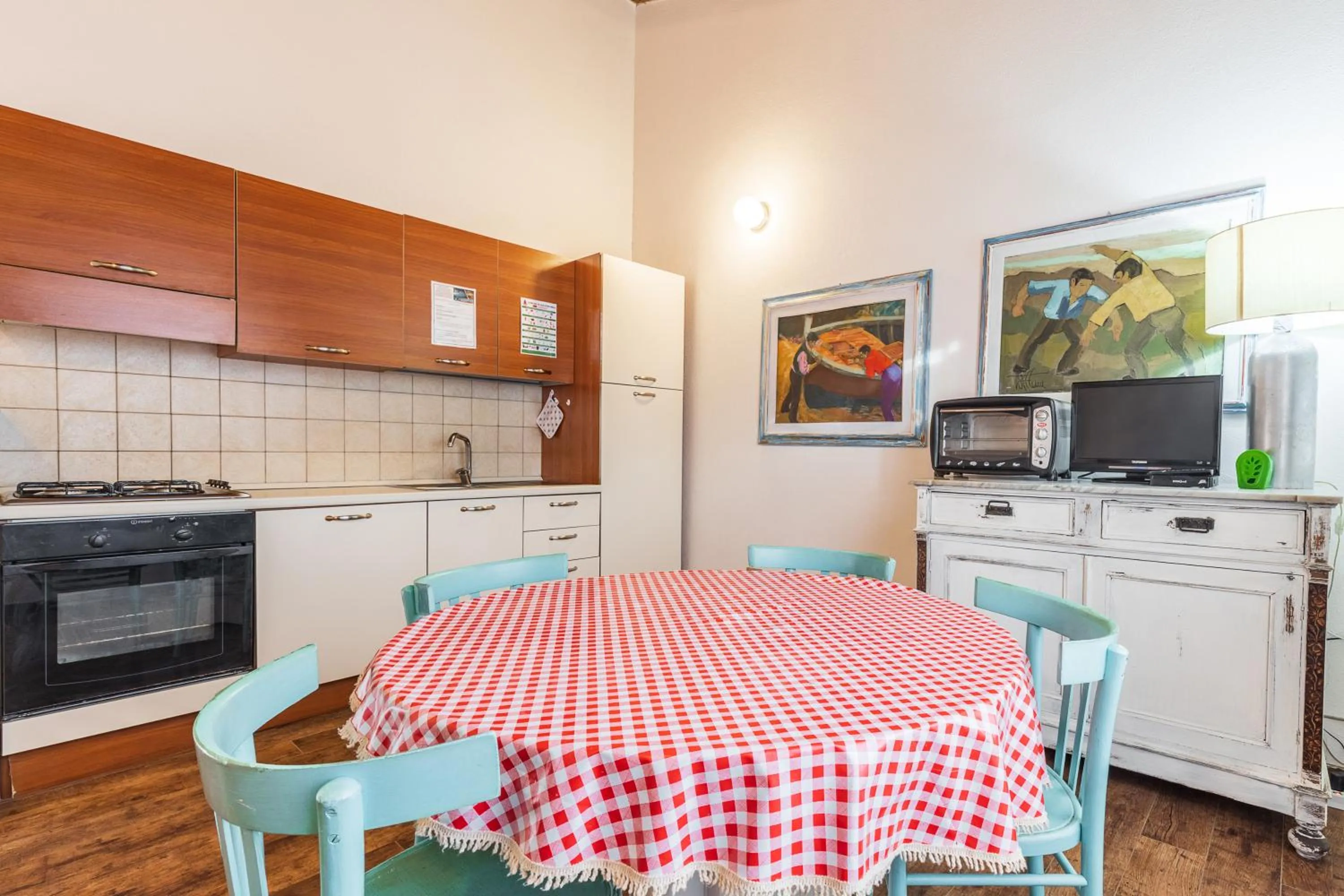 Kitchen or kitchenette in Albergo Residenziale Menhirs