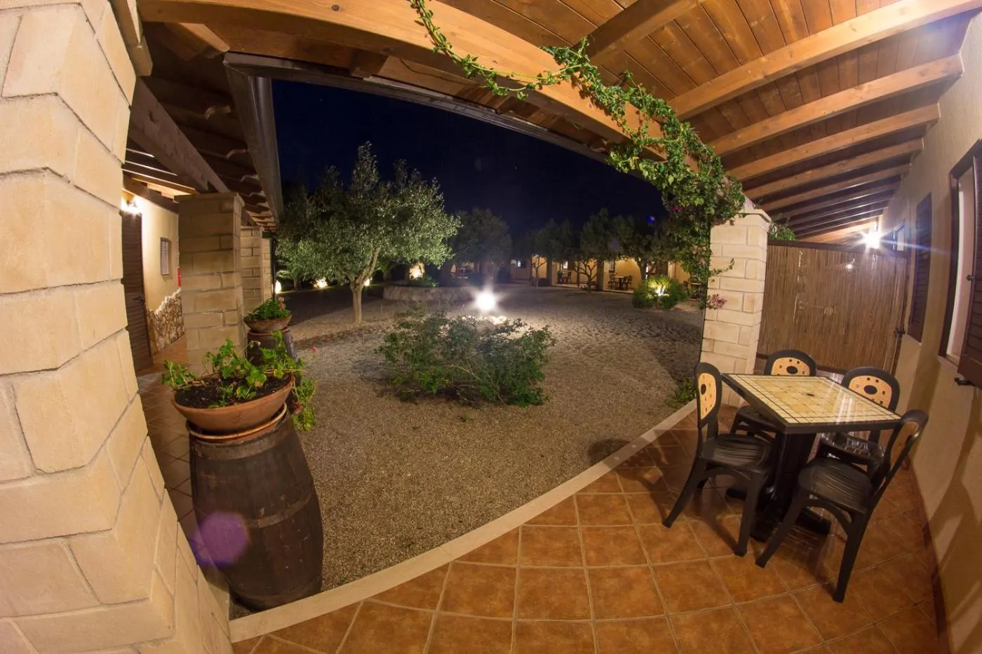 Facade/entrance in Albergo Residenziale Menhirs