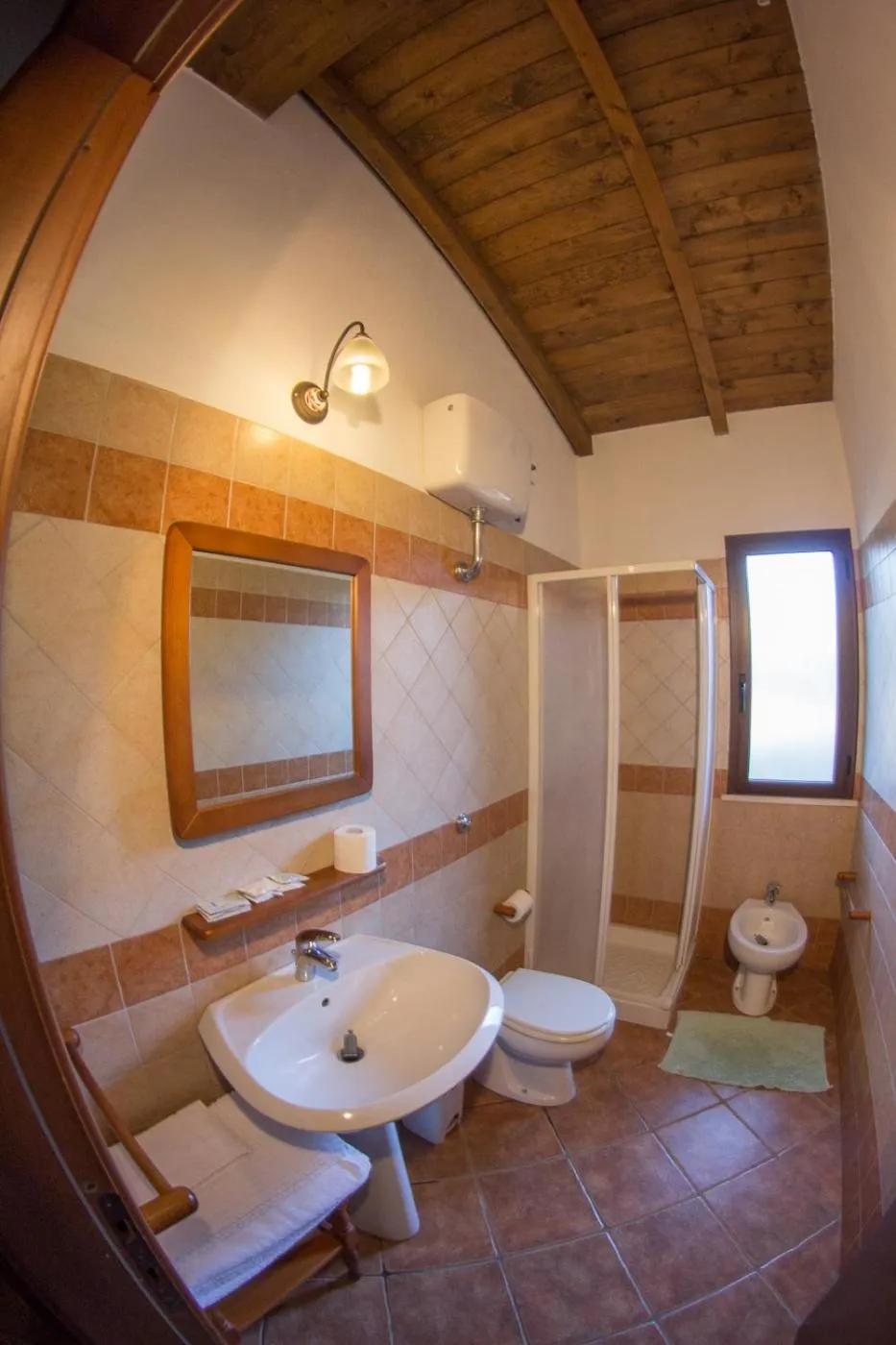 Bathroom in Albergo Residenziale Menhirs