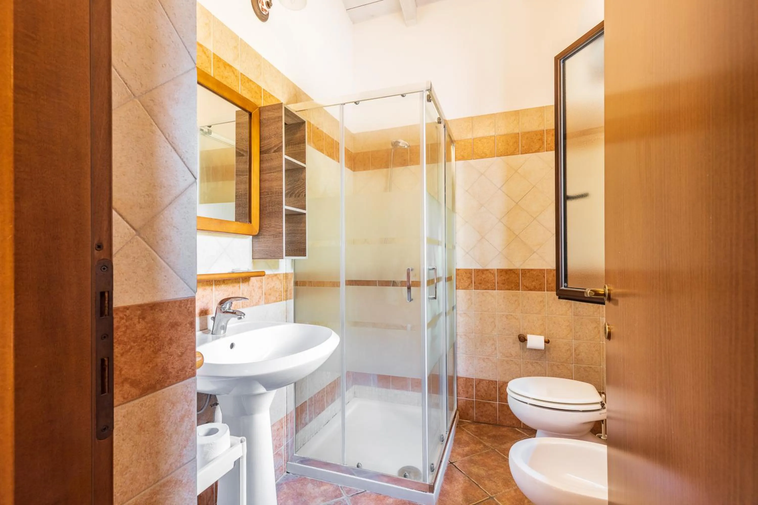 Shower in Albergo Residenziale Menhirs