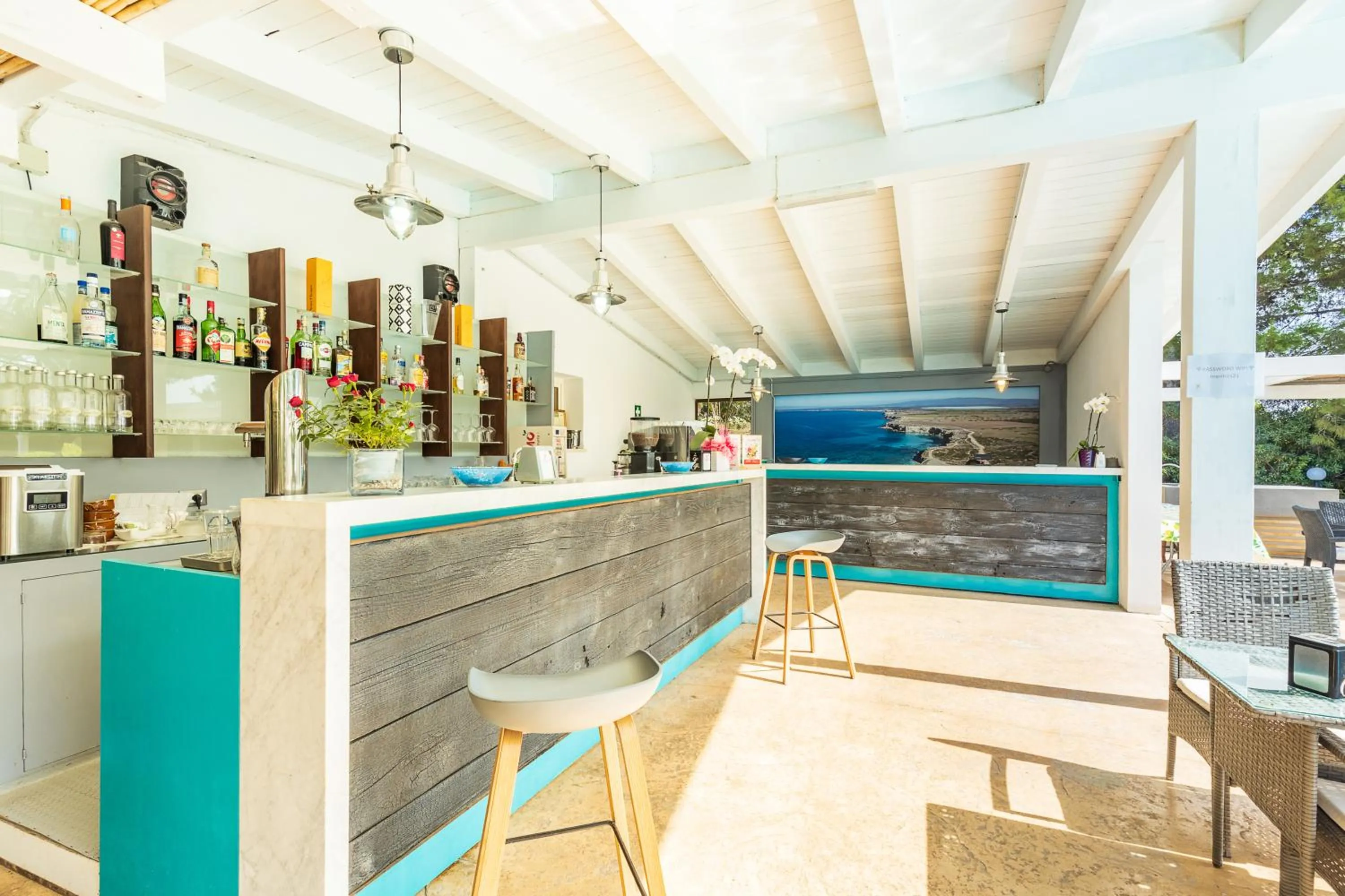 Restaurant/places to eat in Albergo Residenziale Menhirs