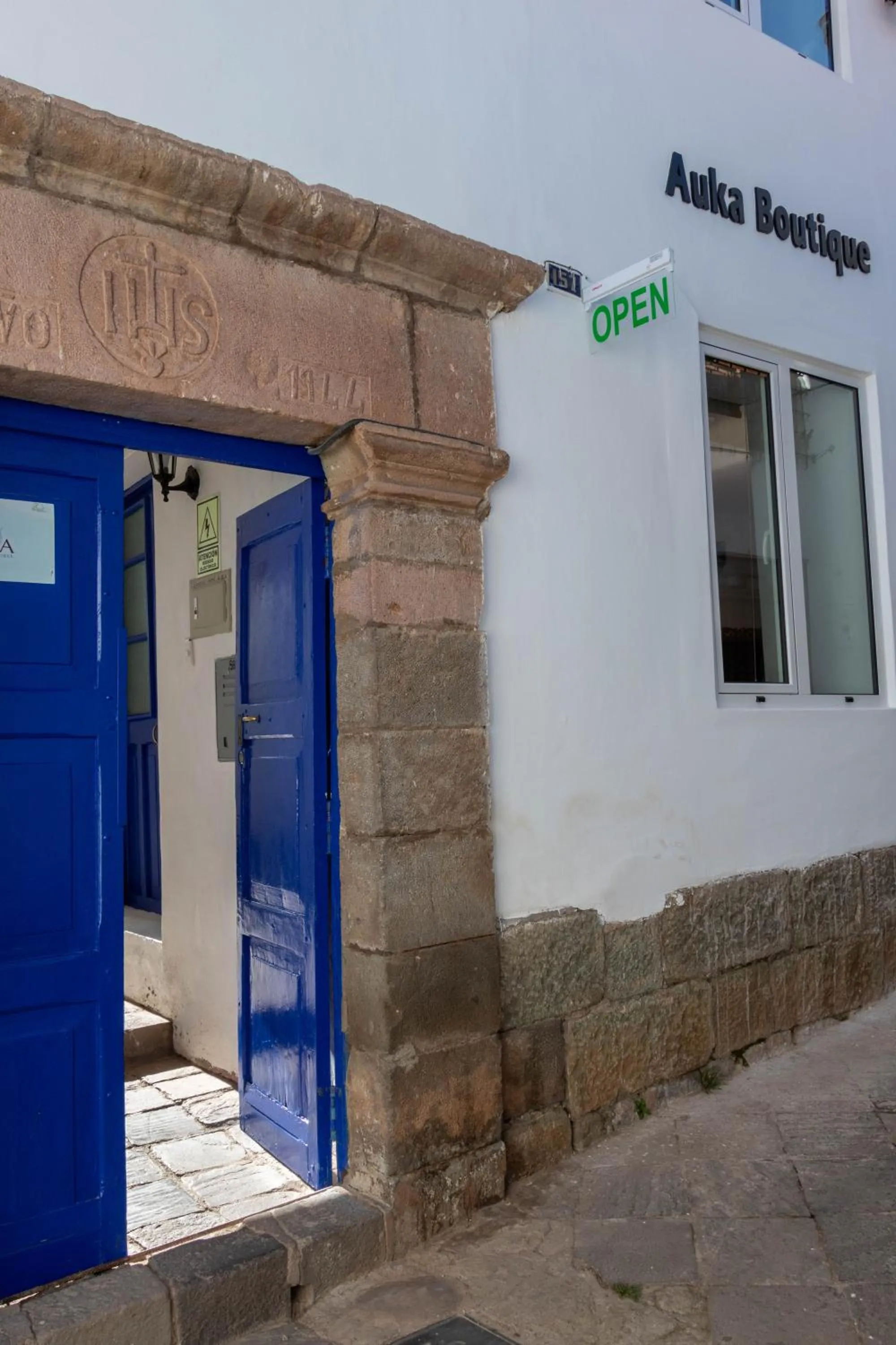 Facade/entrance in Auka Boutique San Blas