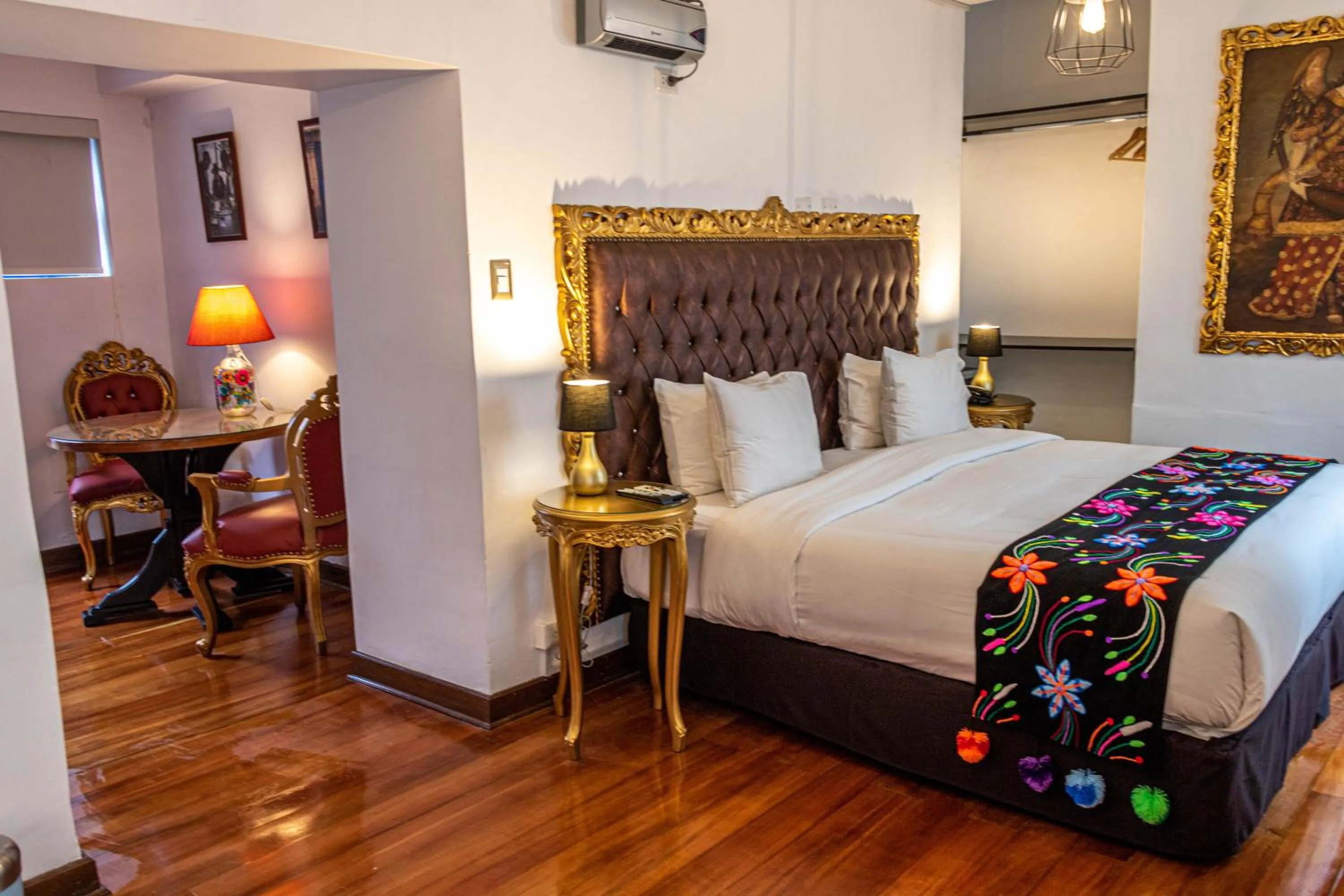 Photo of the whole room, Bed in Auka Boutique San Blas