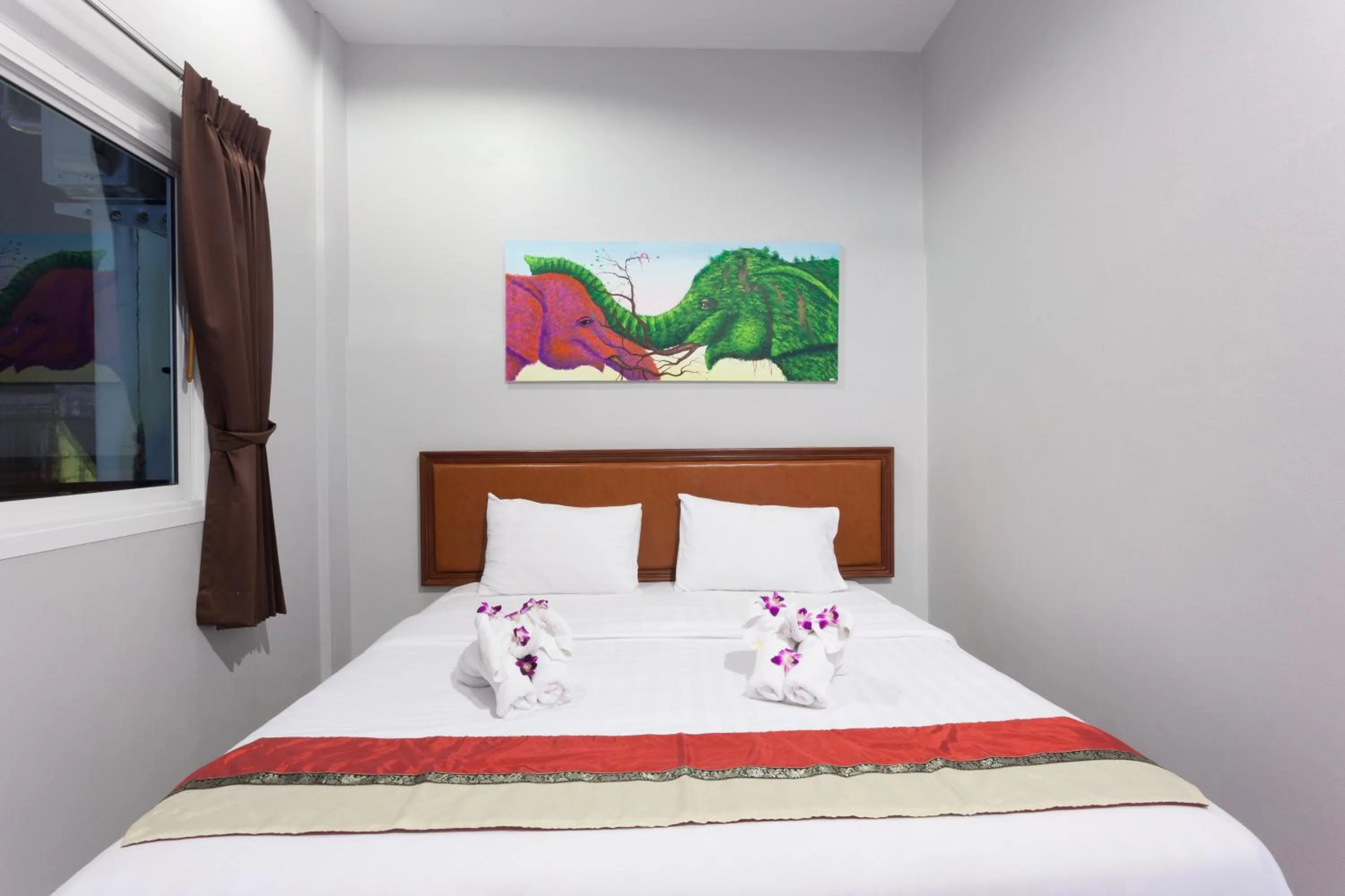 Photo of the whole room, Bed in Freedom Hotel