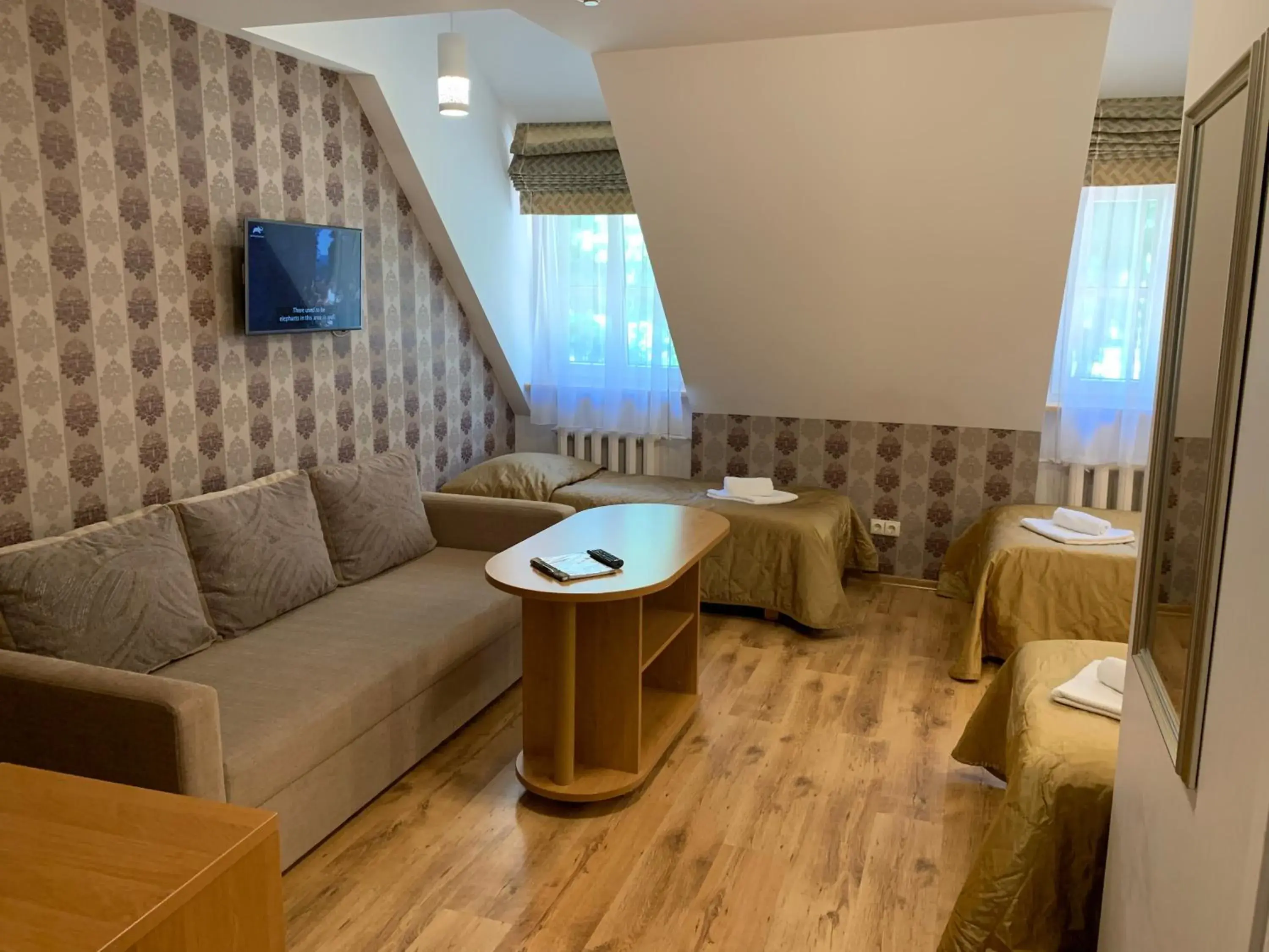 Economy Quadruple Room in Raze Economy Quadruple Room in Raze