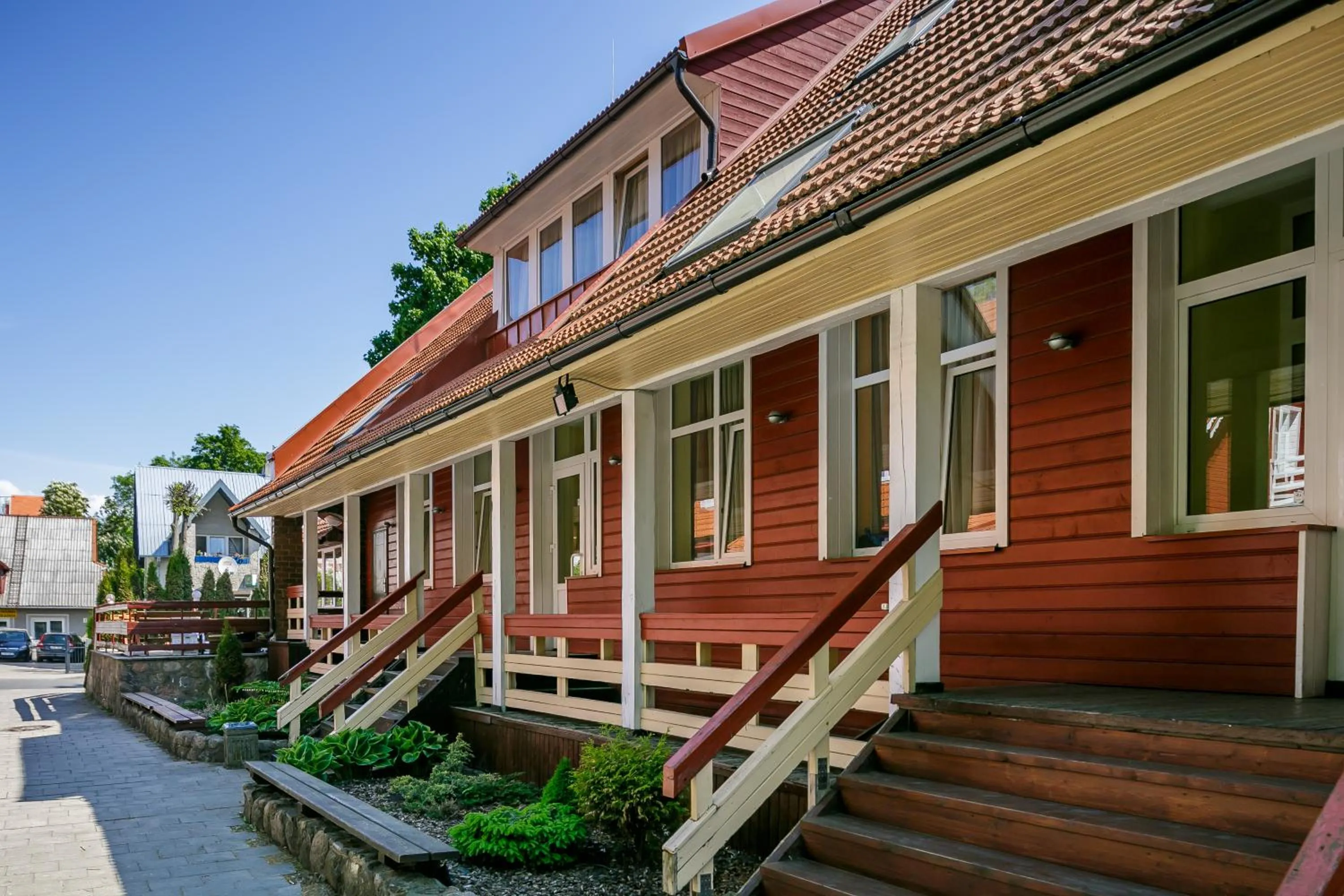 Facade/entrance in Raze