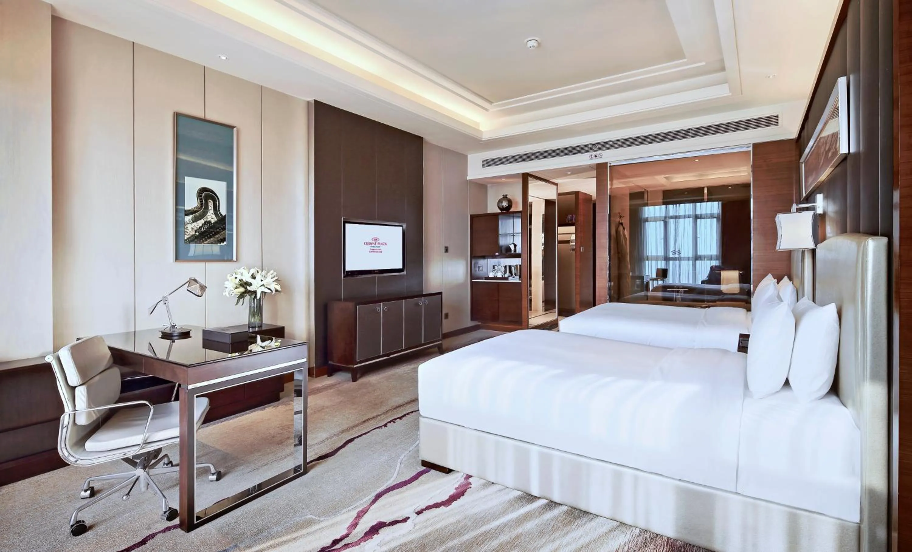 Bedroom, Bed in Crowne Plaza Tianjin Jinnan by IHG