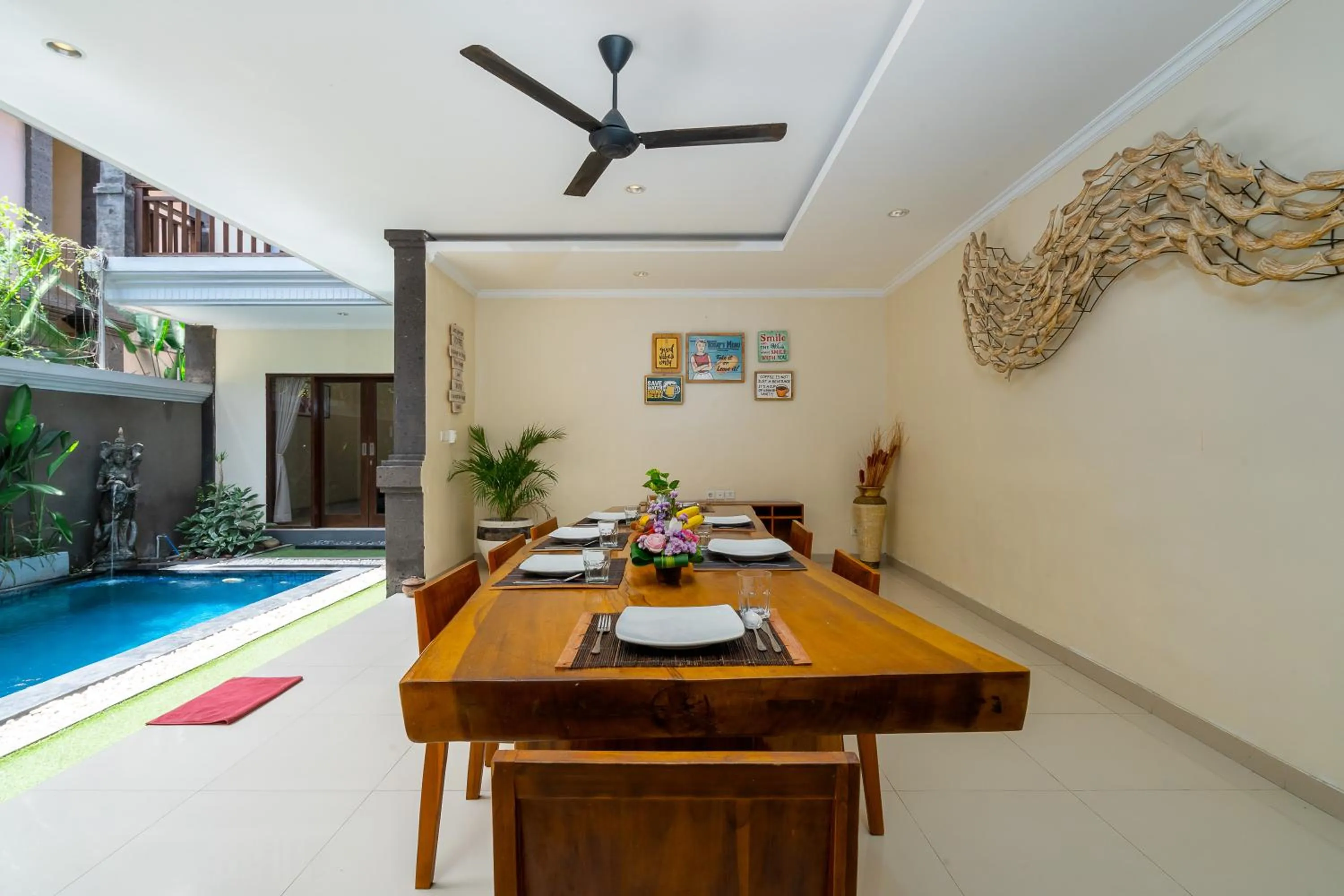 Dining area in De' Bharata Bali Villas