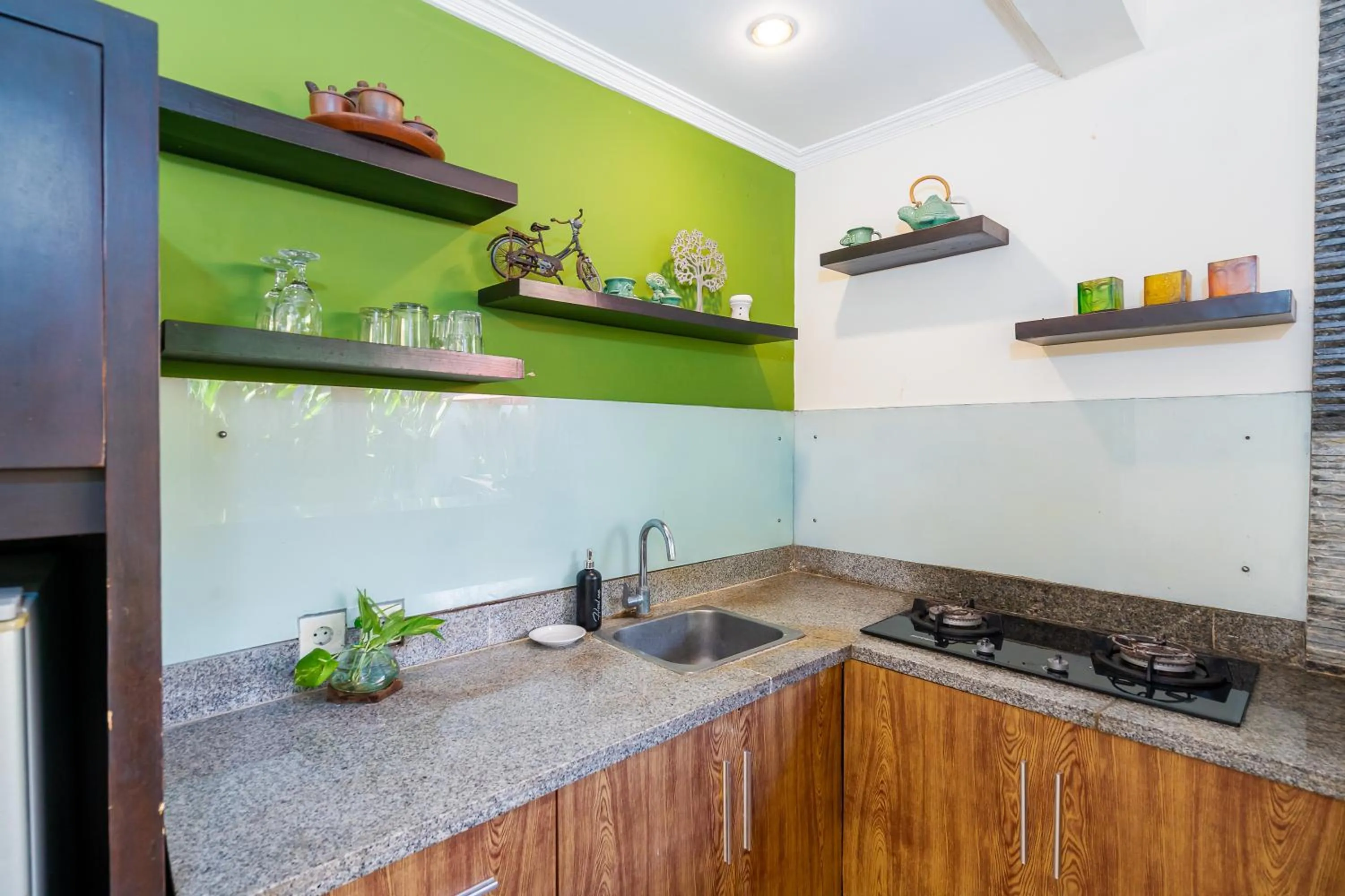 Kitchen or kitchenette in De' Bharata Bali Villas