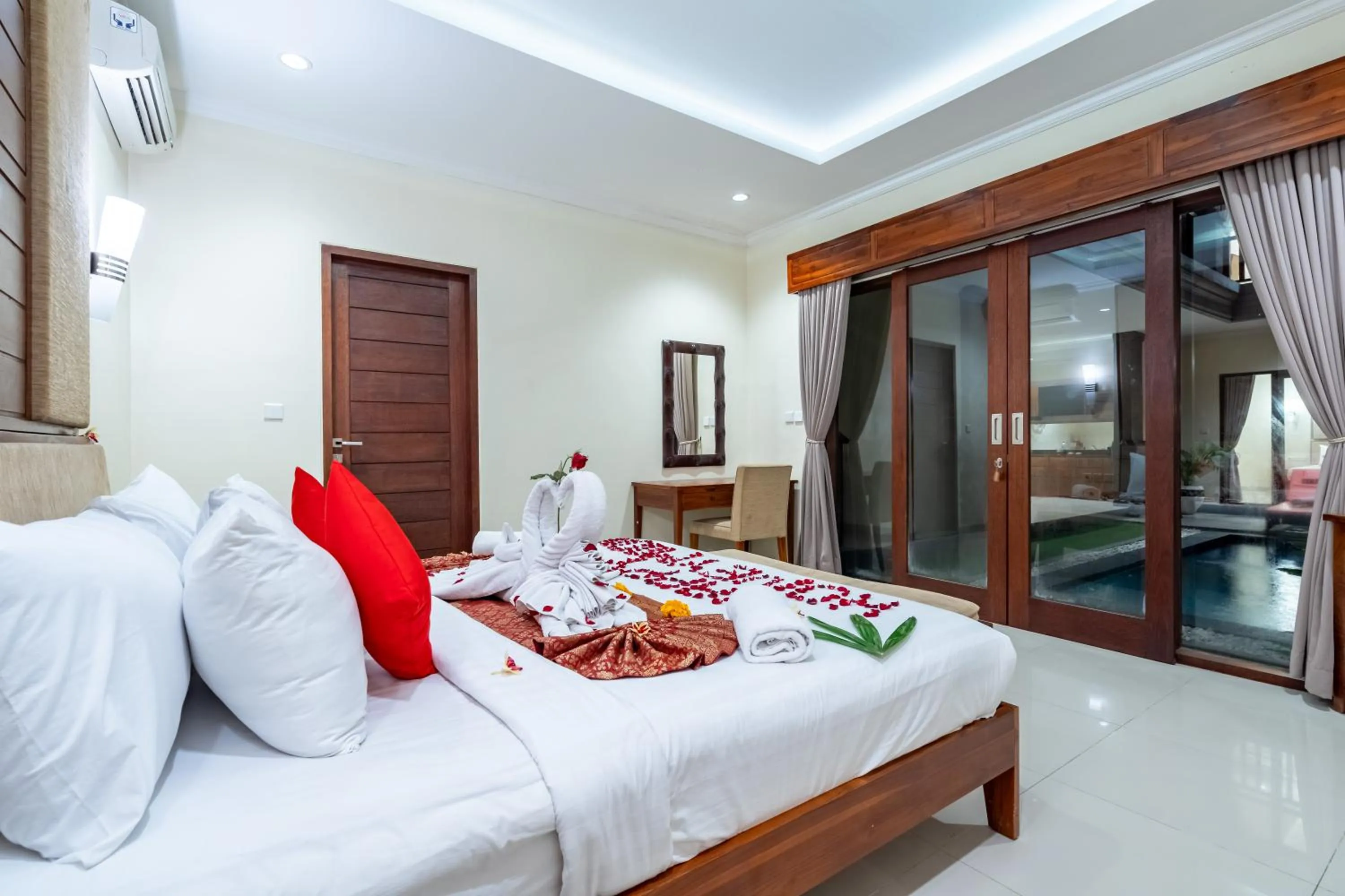 Bed in De' Bharata Bali Villas