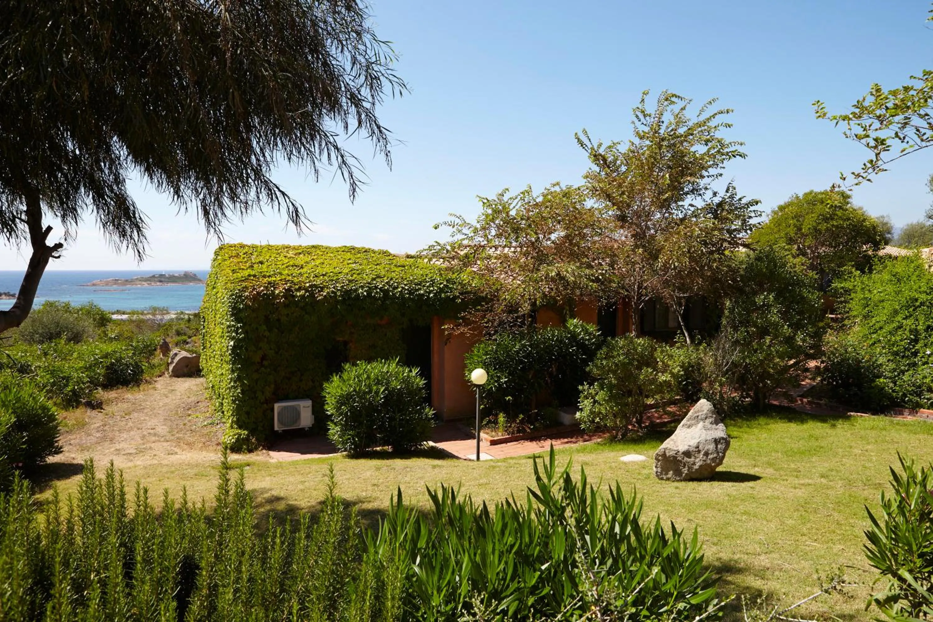 Garden in Residence Baia Salinedda