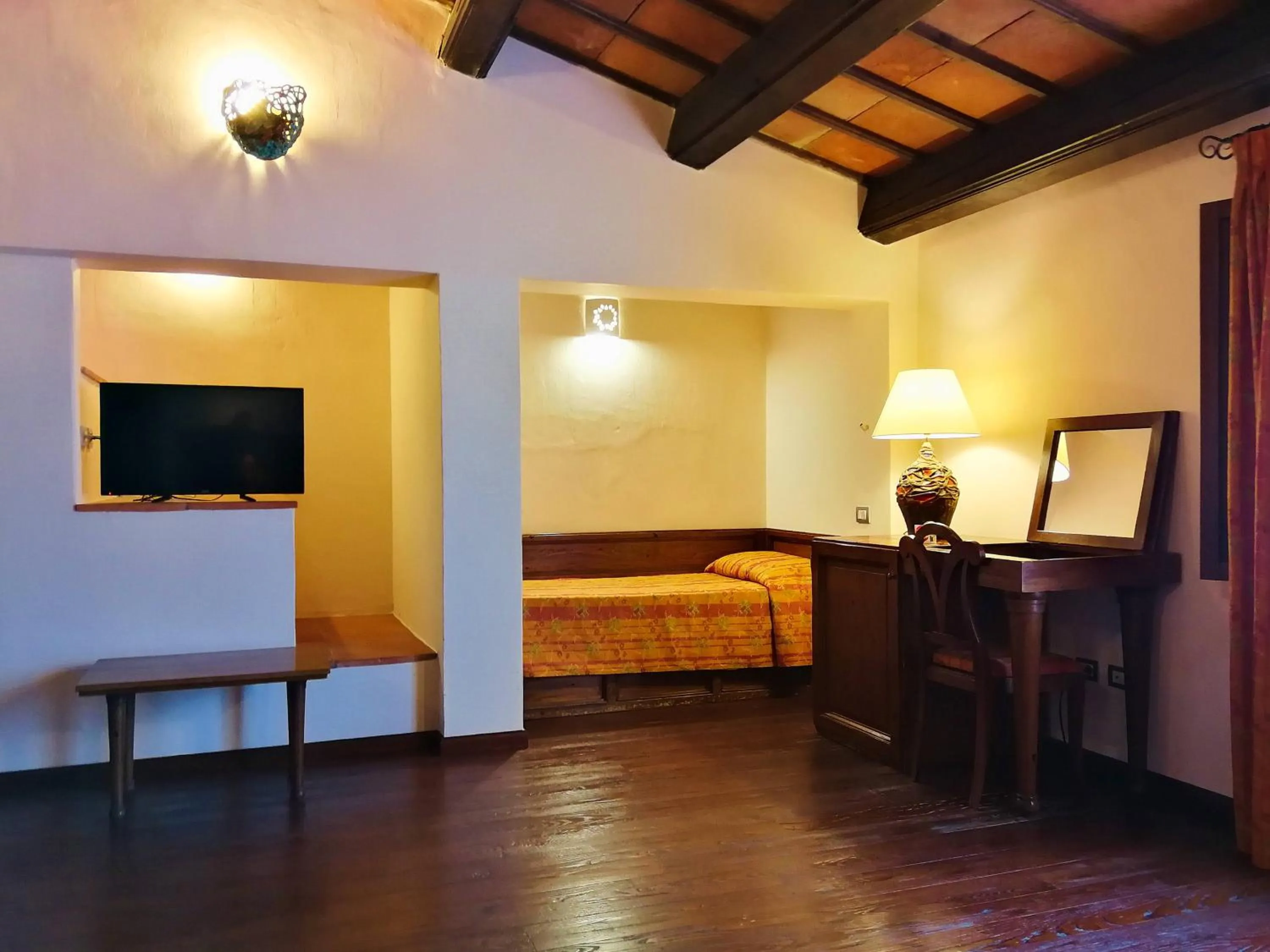 Bed in Hotel Il Vecchio Mulino