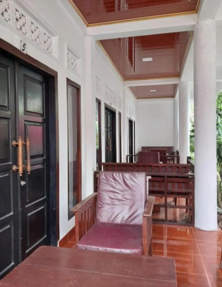 Banana Leaf Bungalow