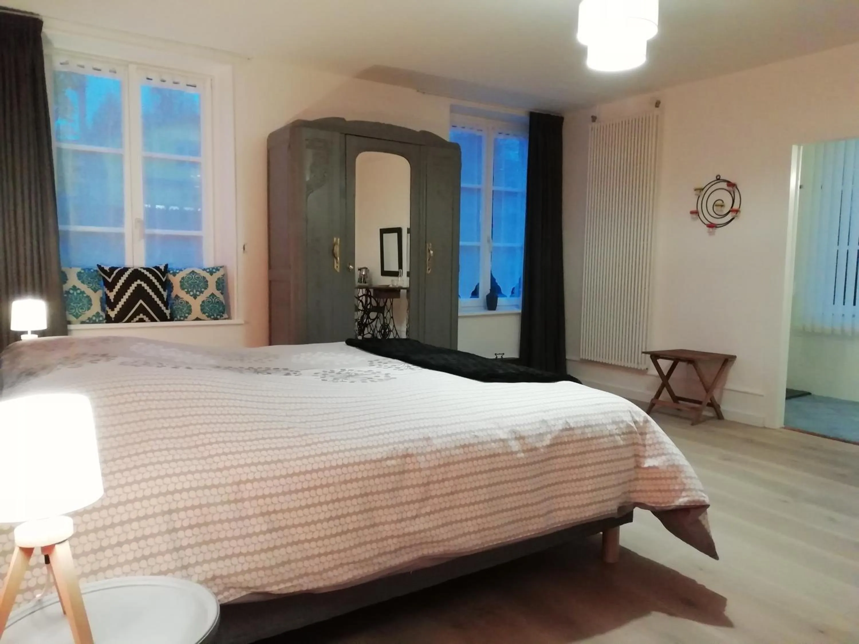 Photo of the whole room in Chambres d'hôtes La Tuilerie