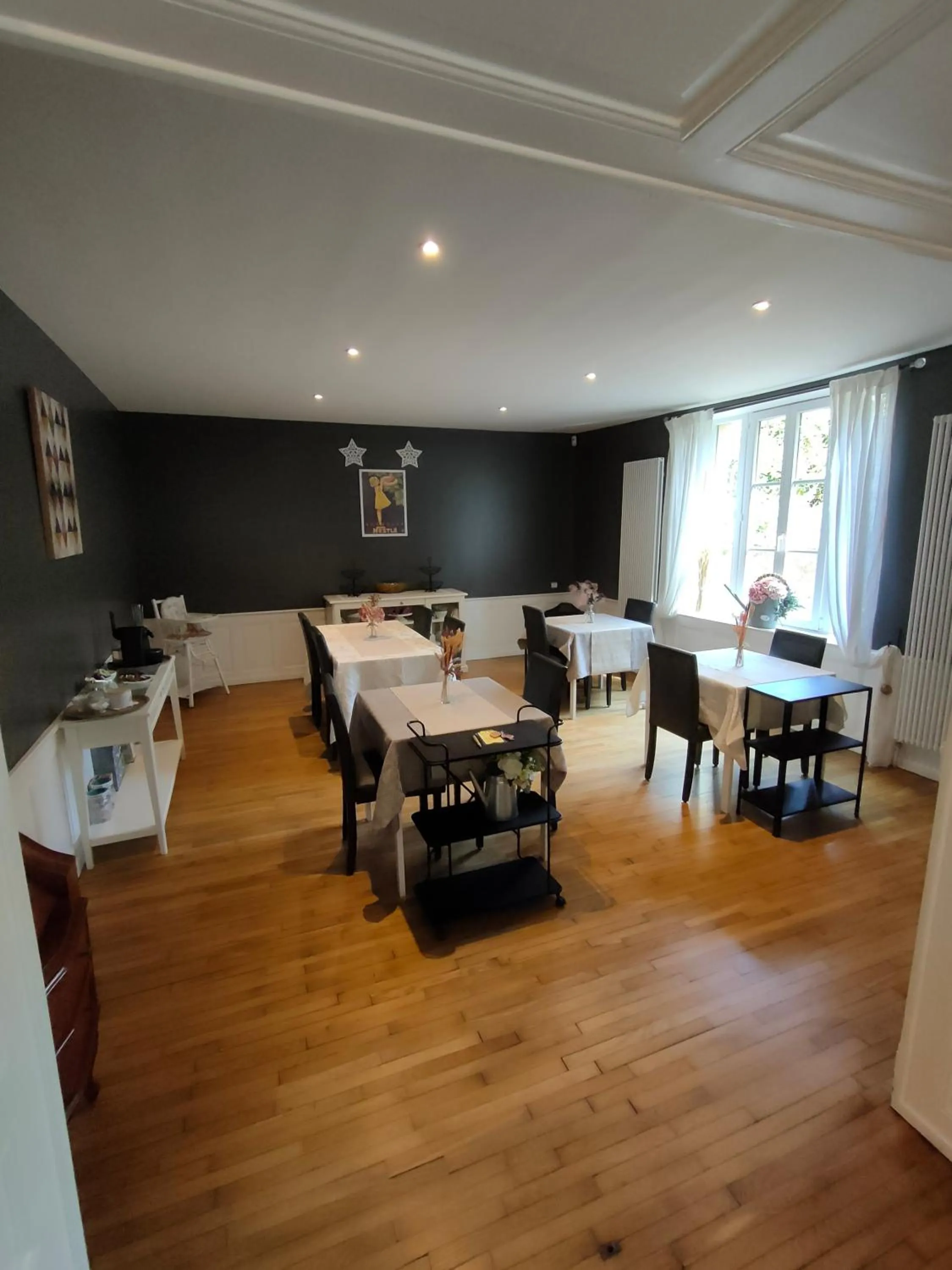 Breakfast in Chambres d'hôtes La Tuilerie