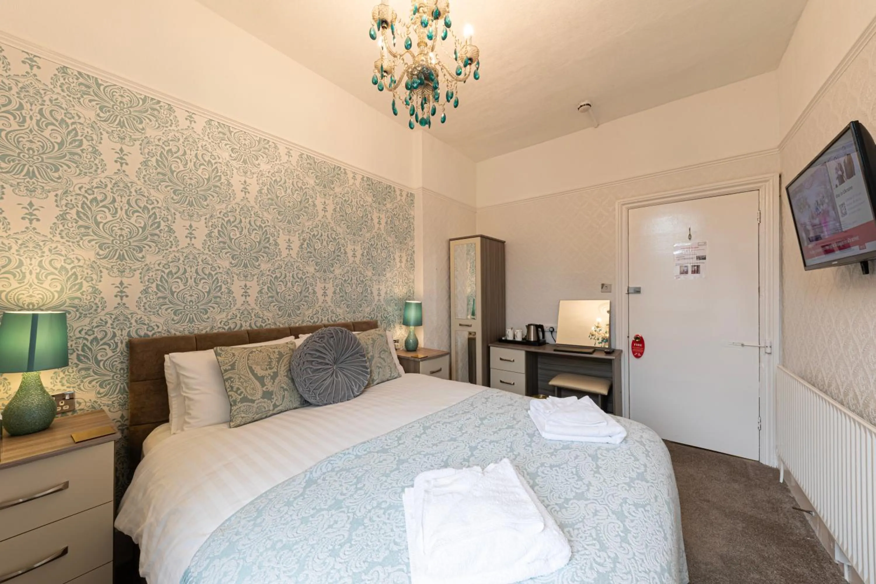 Bedroom, Bed in The Annan Hotel