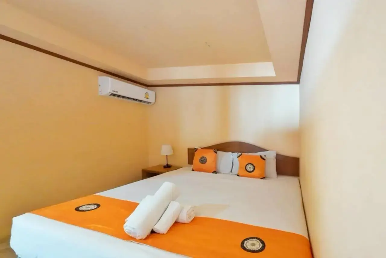 Small Double Room in Island View Bungalows Small Double Room in Island View Bungalows