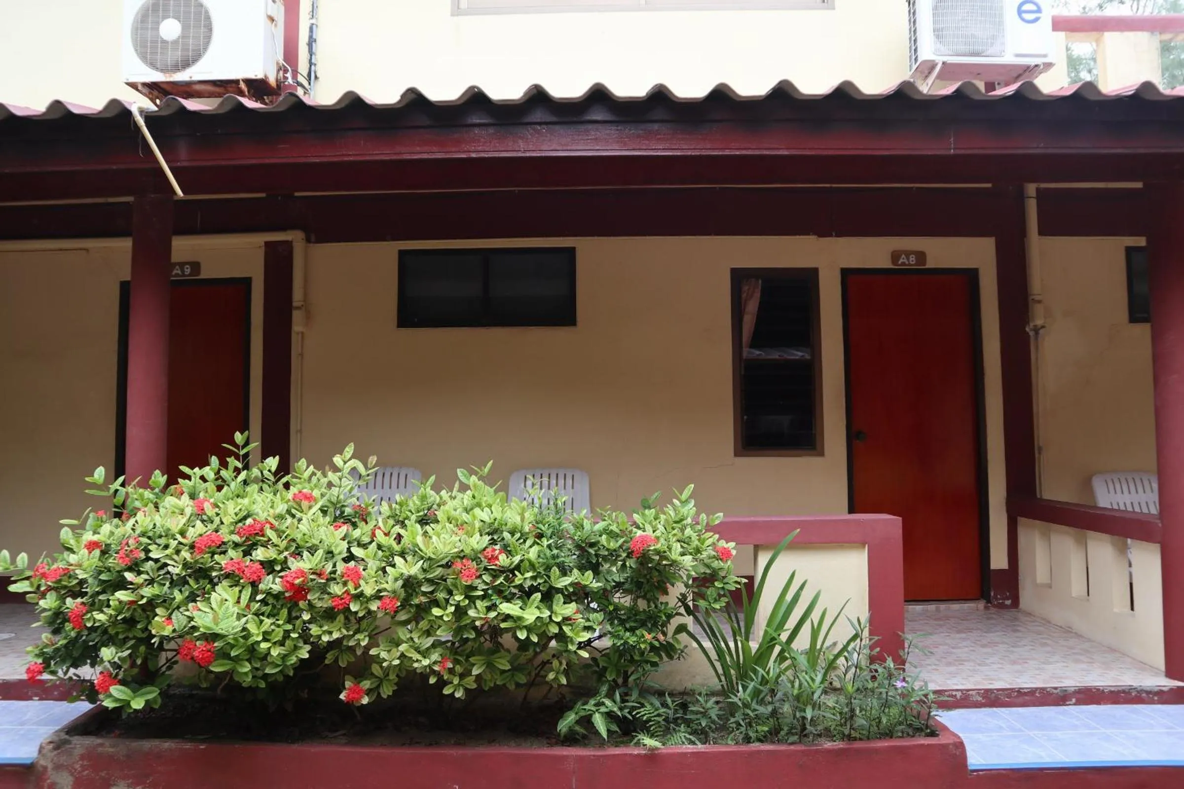 Island View Bungalows