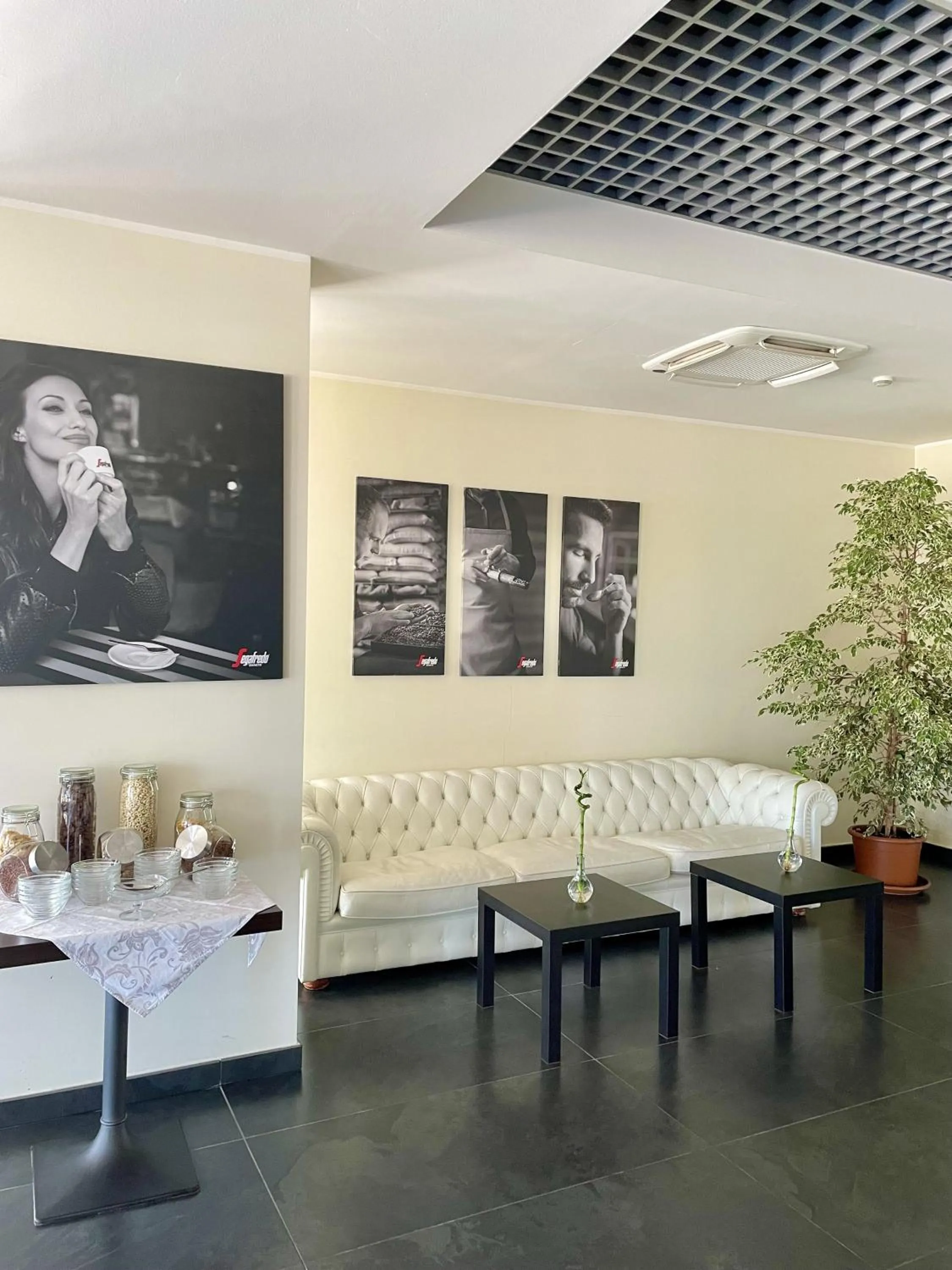 Restaurant/places to eat in Hotel Spazio Residenza