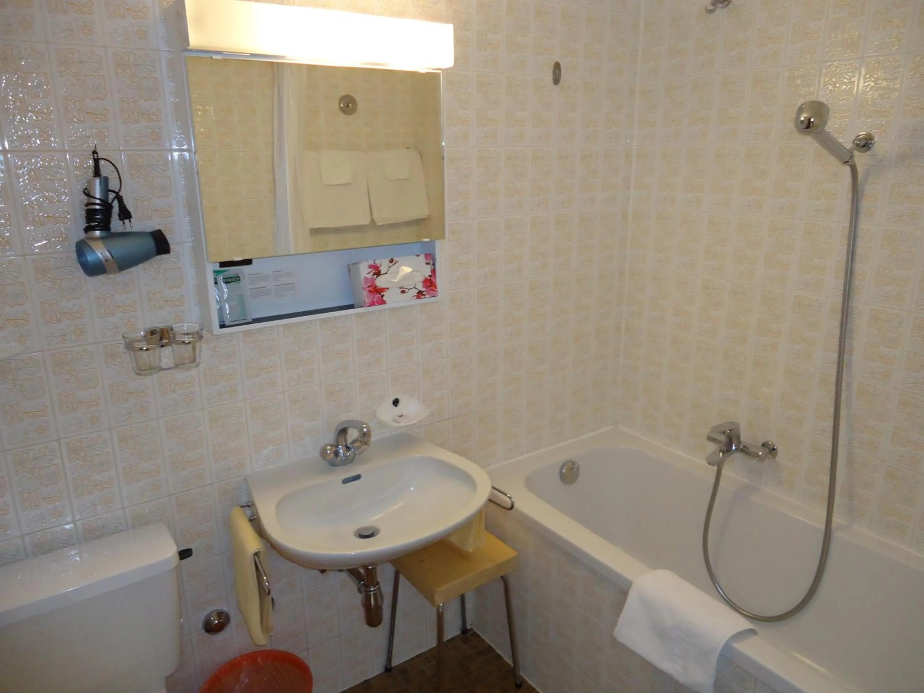 Bathroom in Hotel Mirabeau