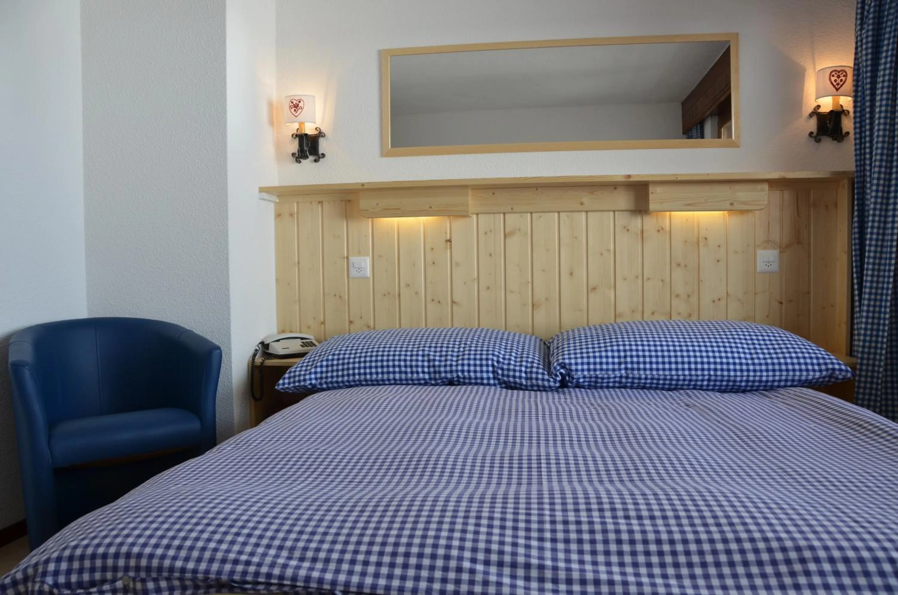 Bedroom, Bed in Hotel Mirabeau