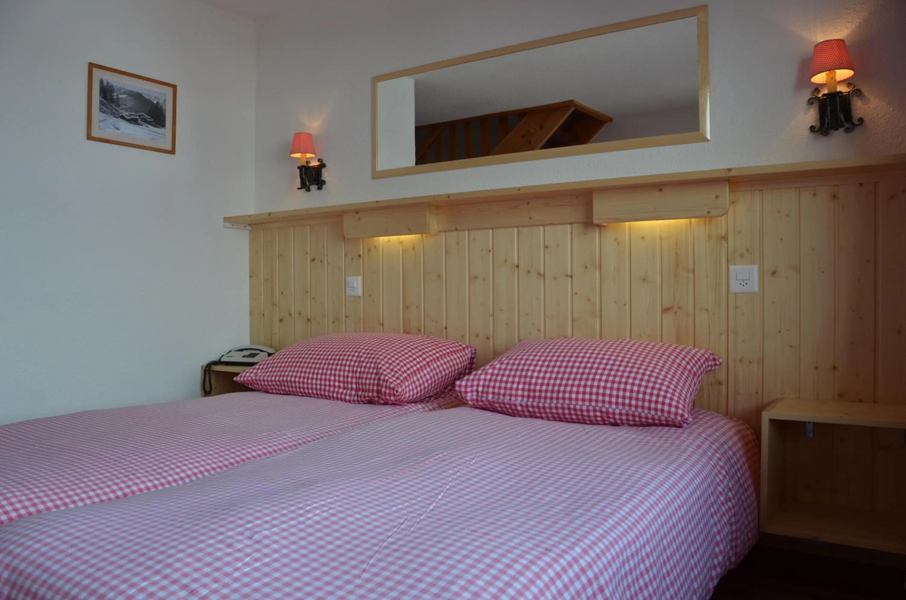 Bedroom, Bed in Hotel Mirabeau