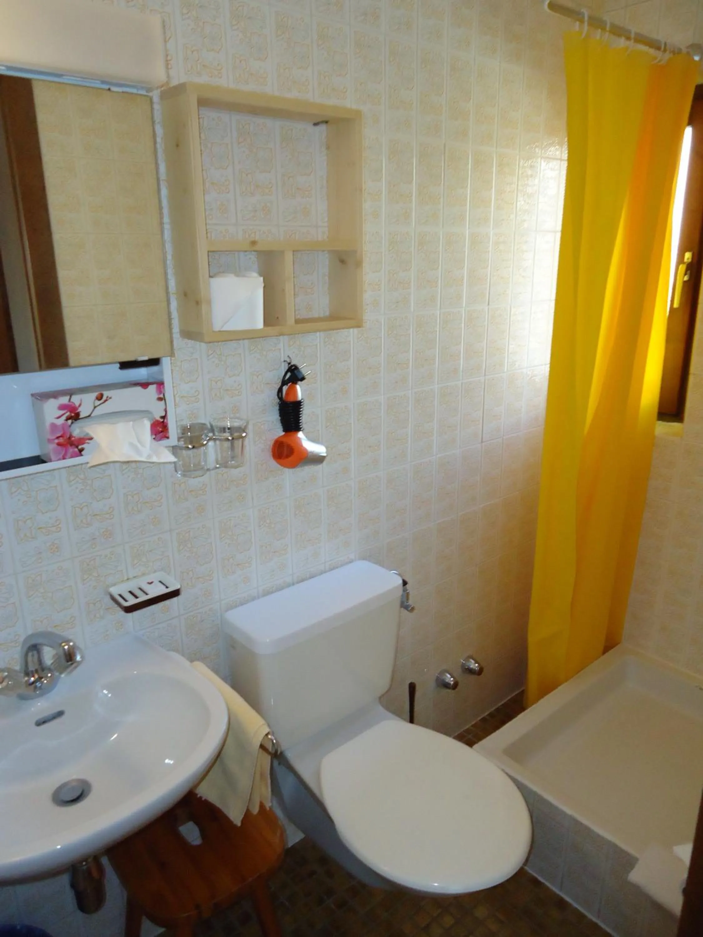 Bathroom in Hotel Mirabeau