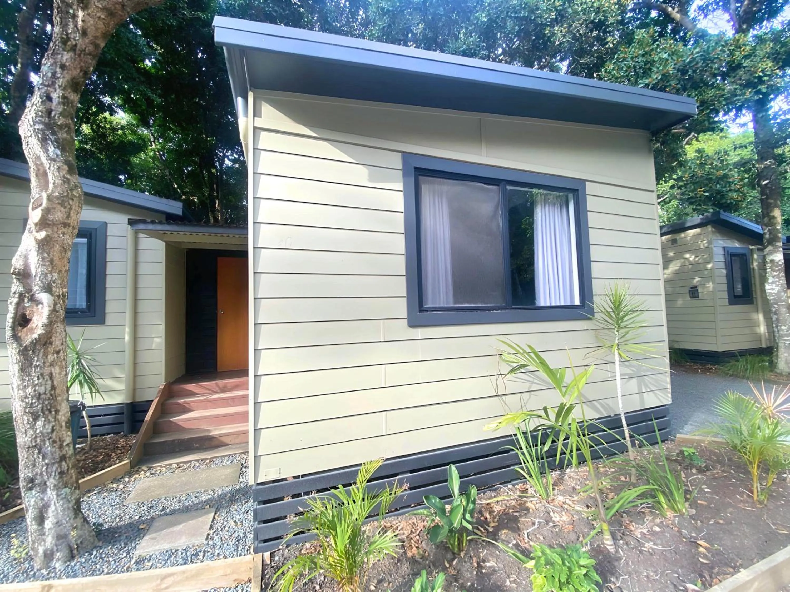 Garden in Tiona Holiday Park