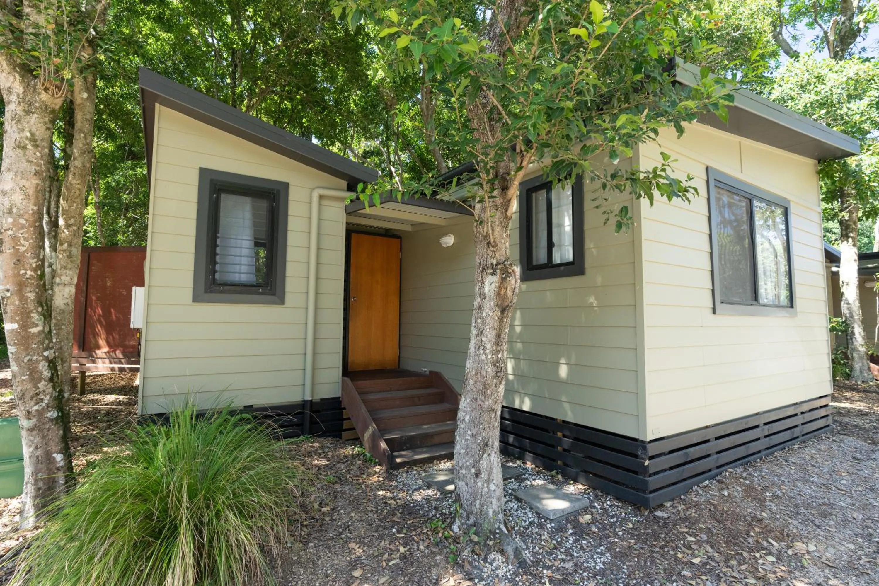 Garden view in Tiona Holiday Park