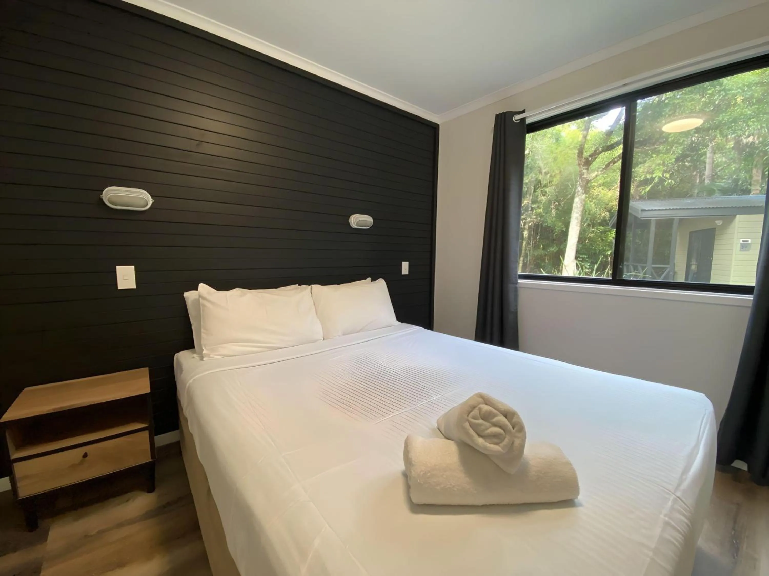 Bed in Tiona Holiday Park