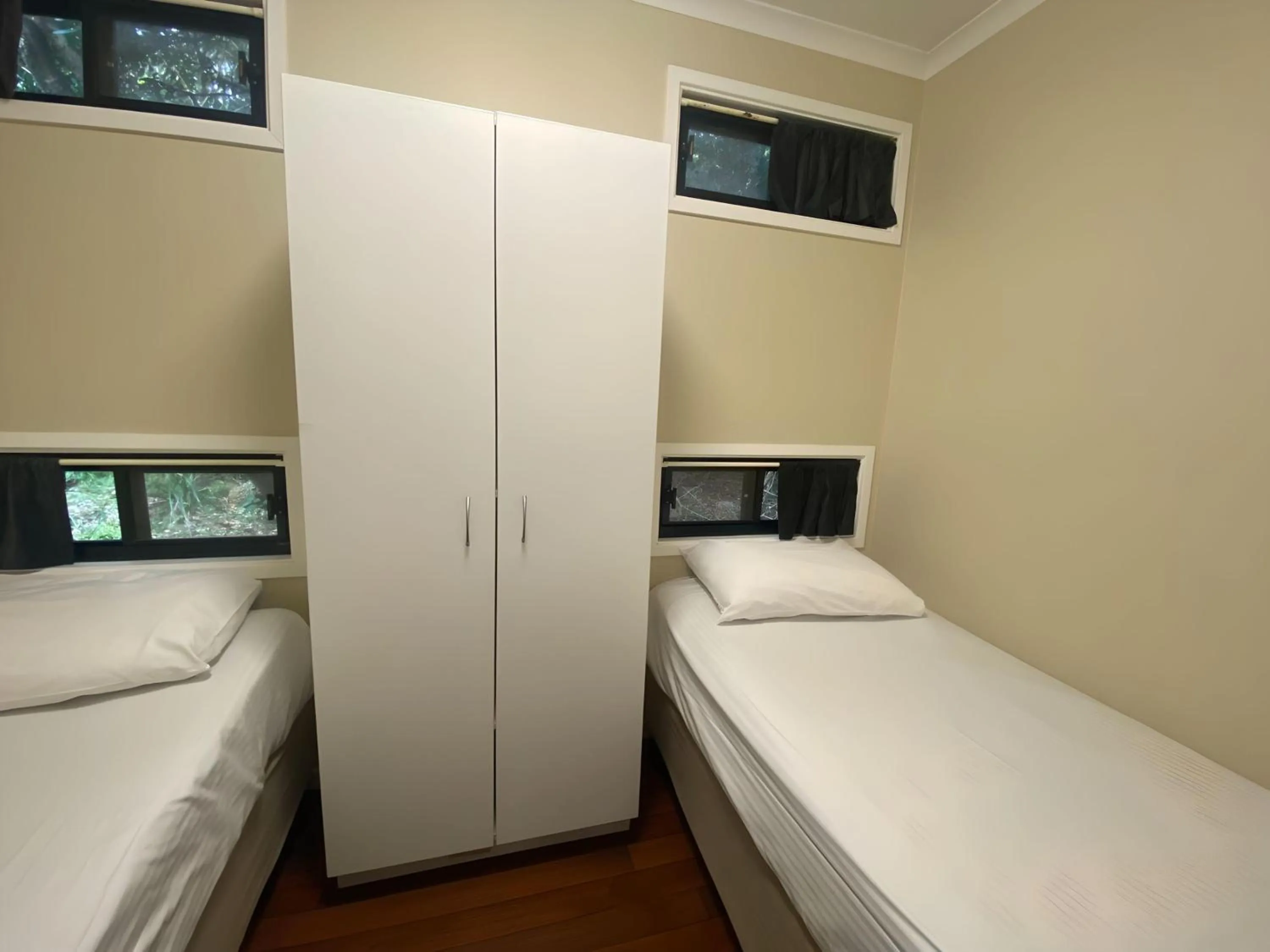 Bed in Tiona Holiday Park