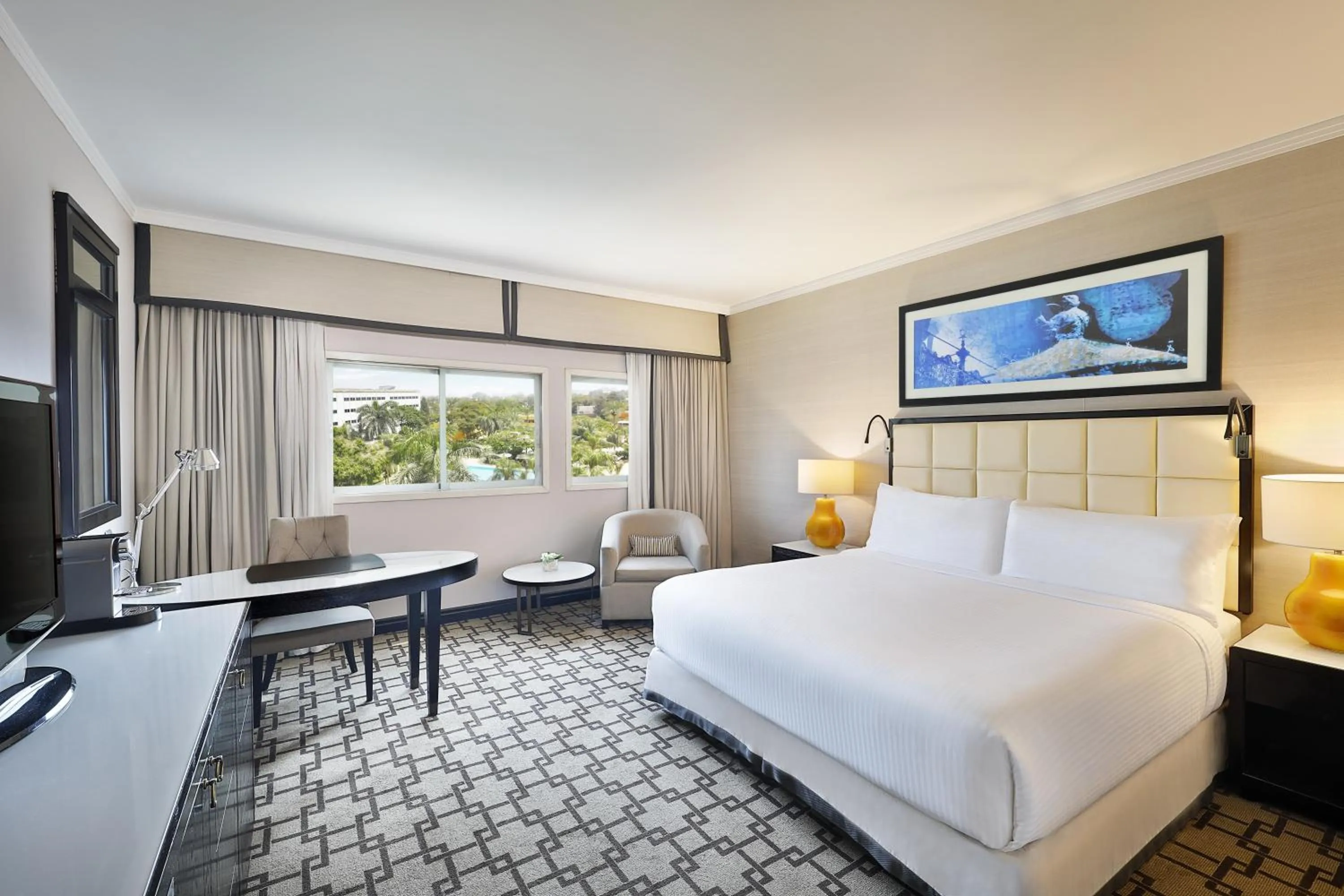 Bedroom, Bed in Hilton Cairo Heliopolis Hotel