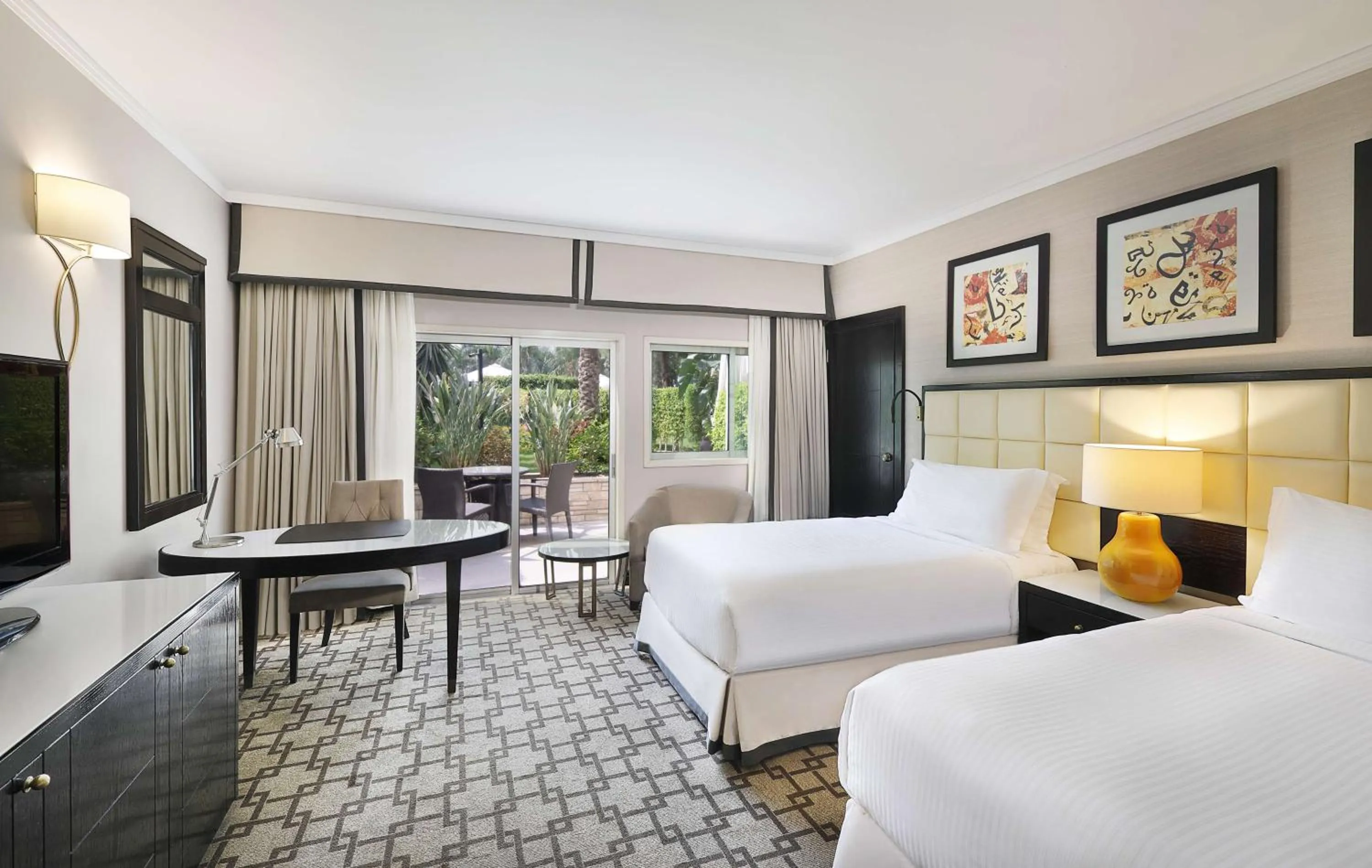 Bedroom, Bed in Hilton Cairo Heliopolis Hotel