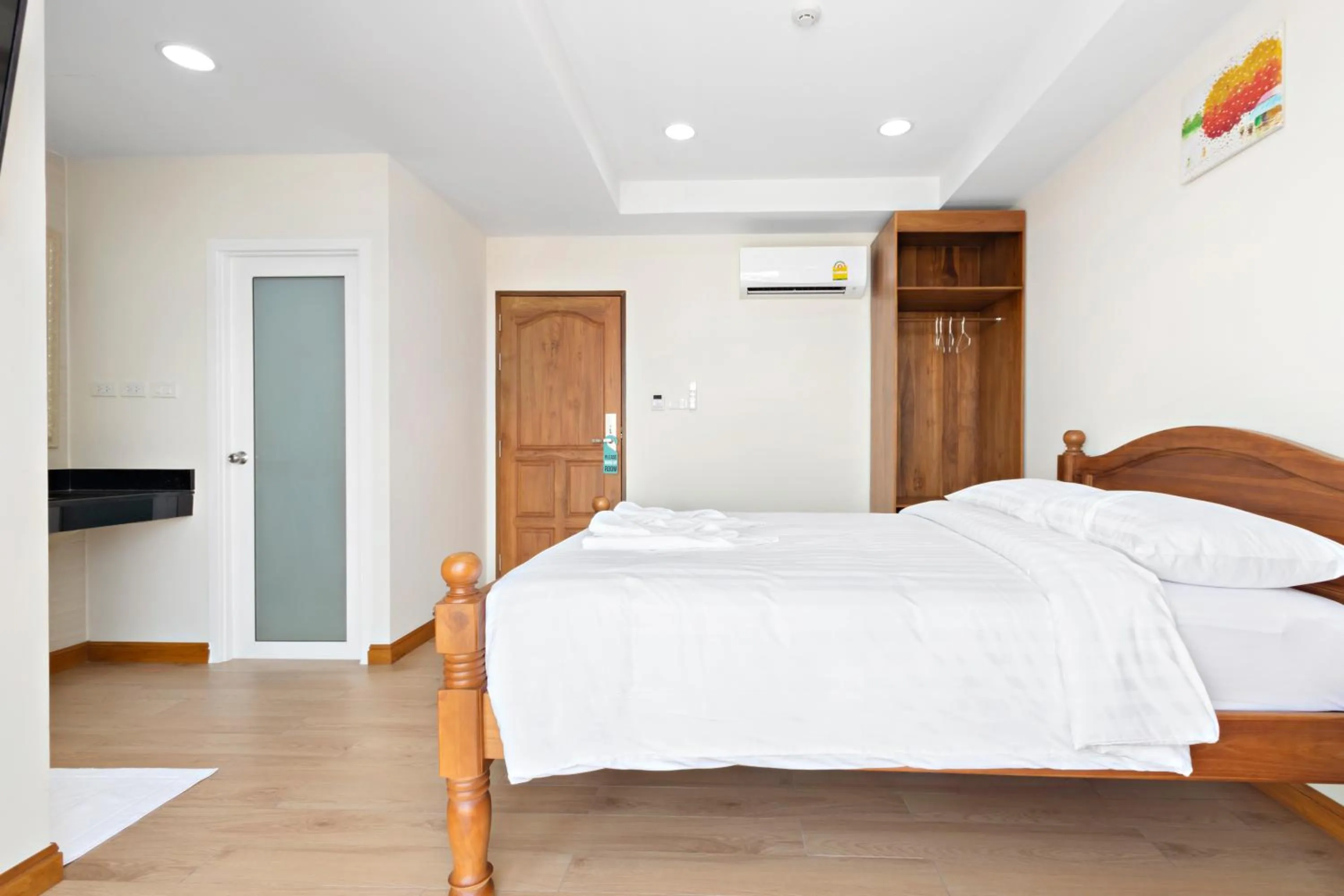 Bed in Royale 8 Ville Guest House