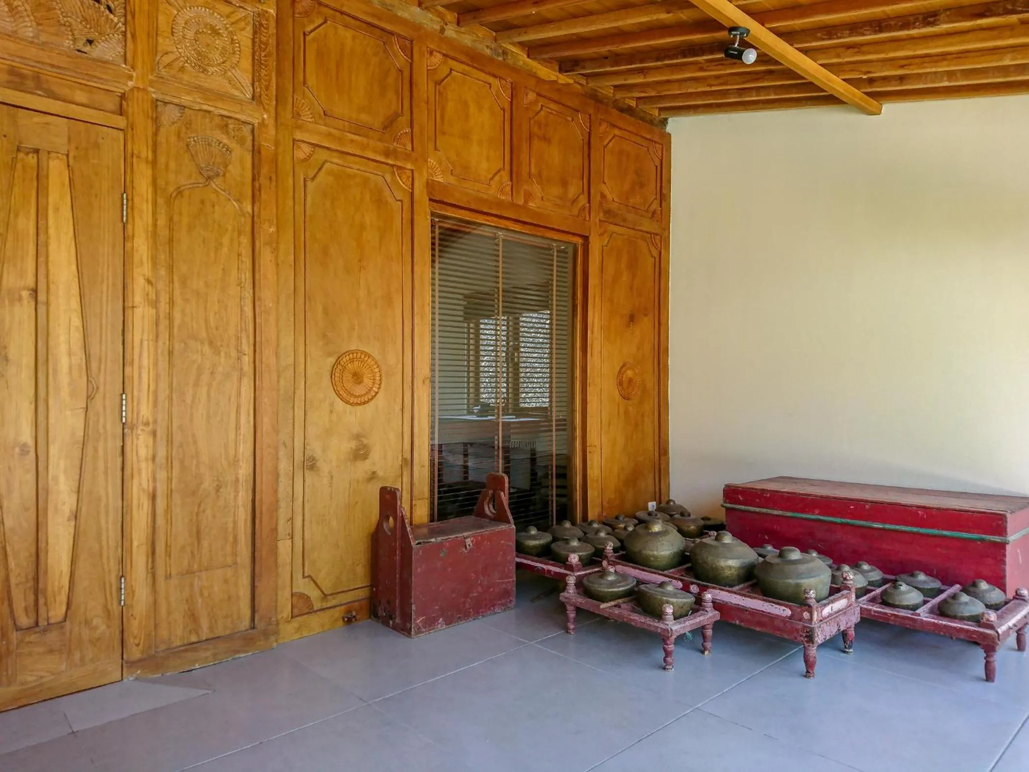 Living room in Red Gong