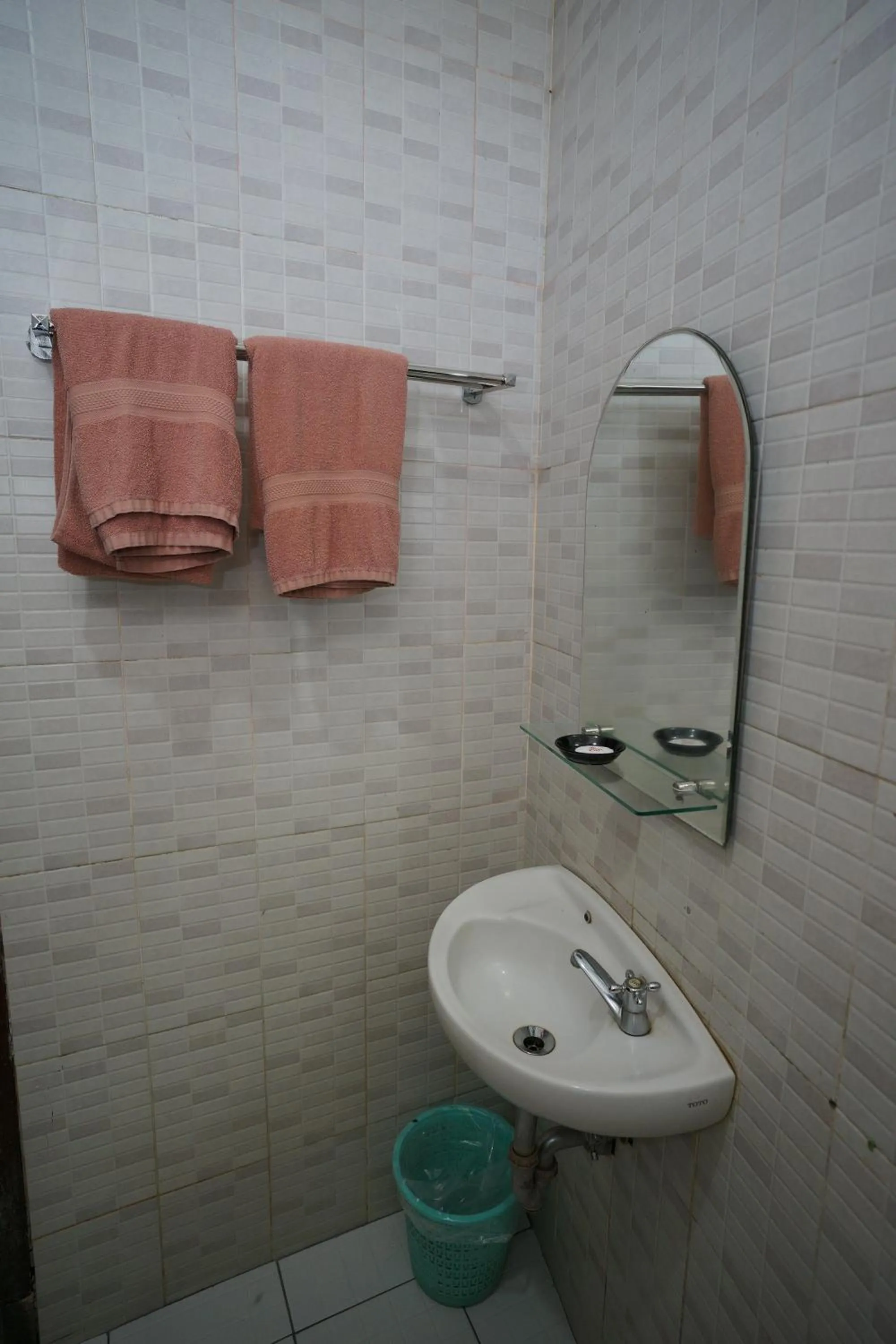 Toilet in Hotel Puri Pangalengan