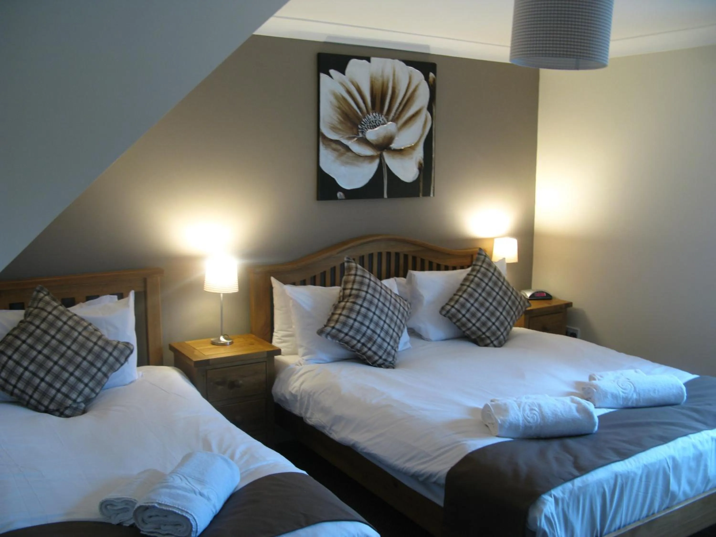 Bedroom, Bed in The Chequers Inn
