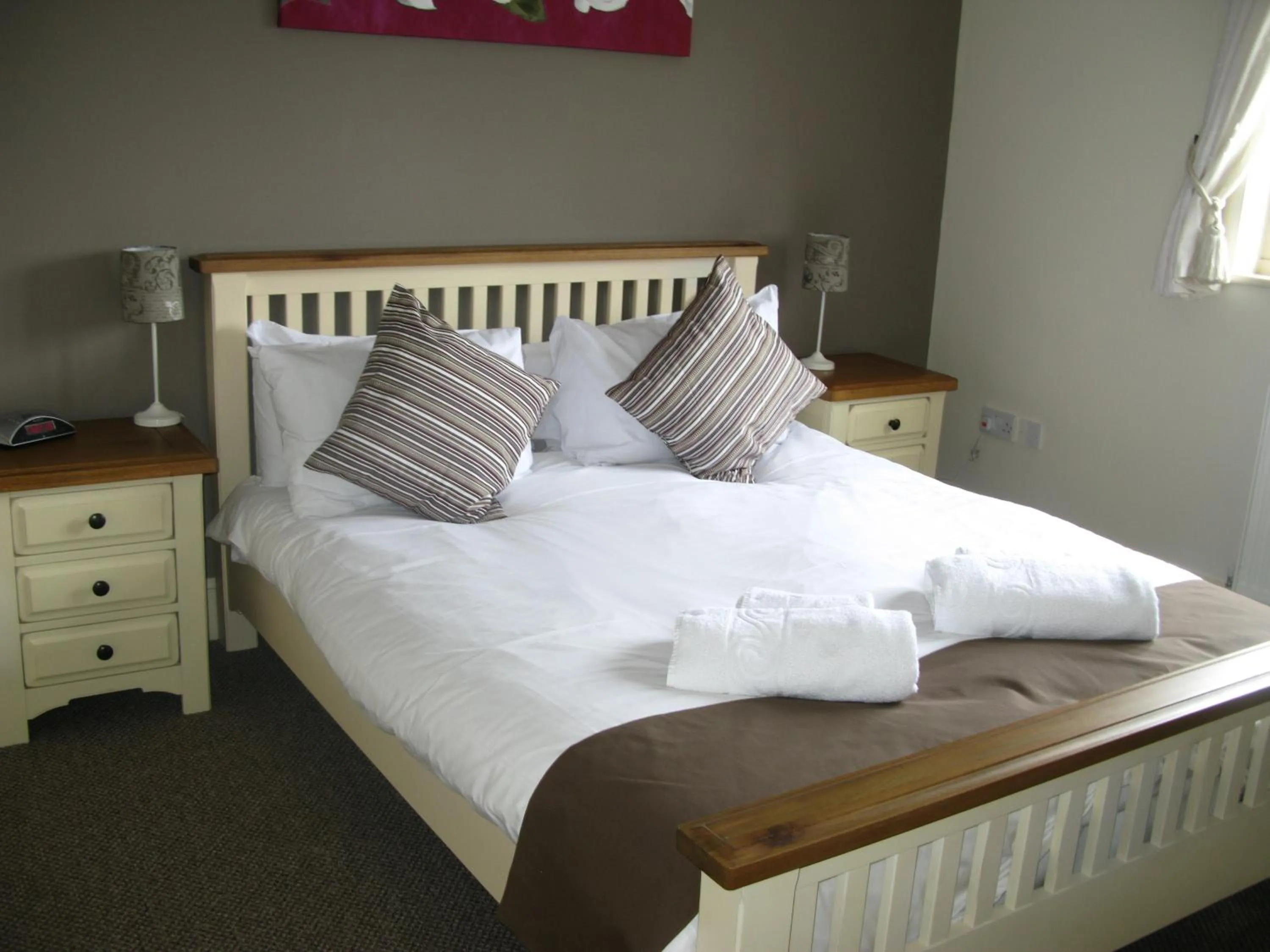 Bedroom, Bed in The Chequers Inn