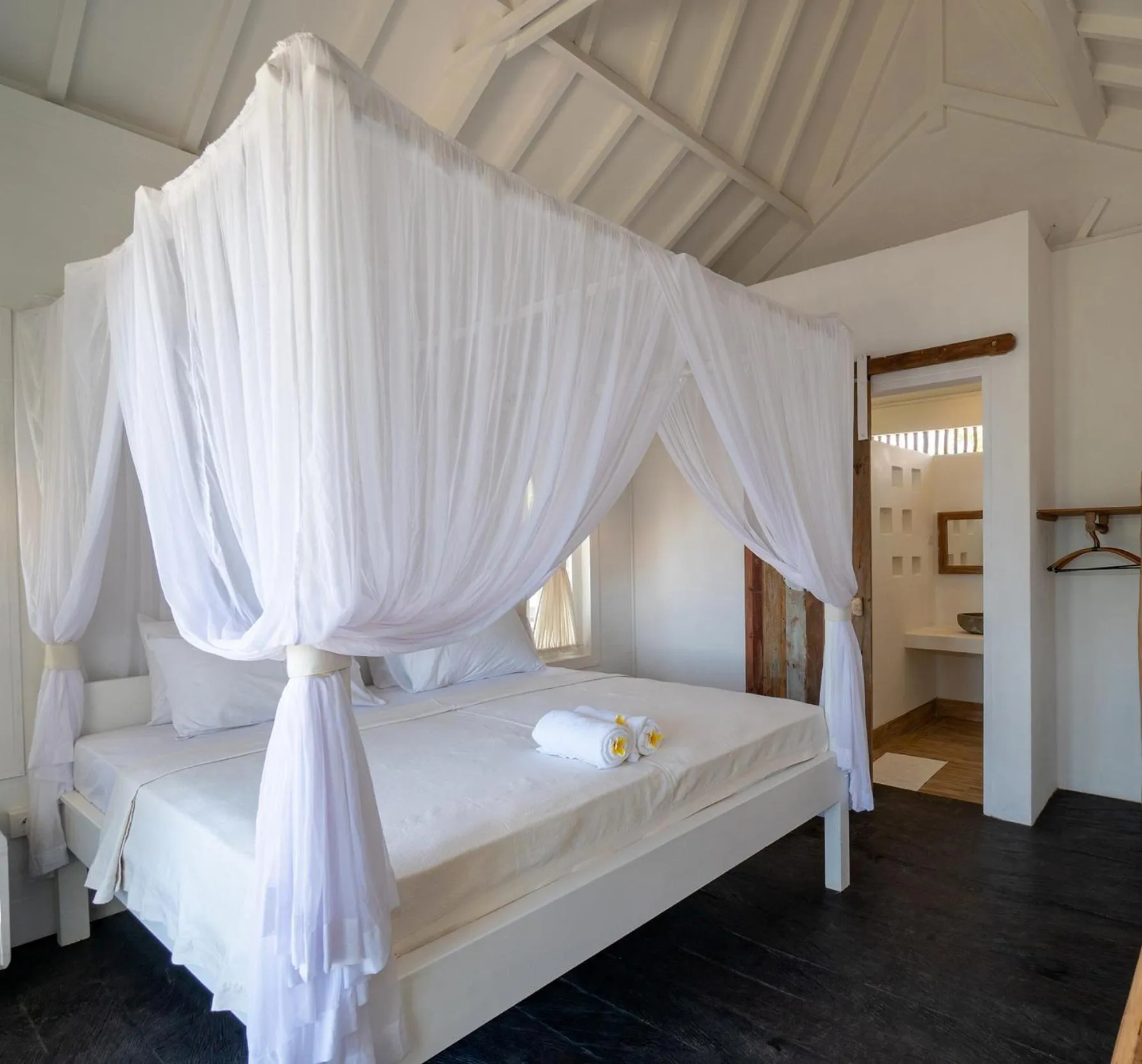 Bed in Paus Putih Hotel