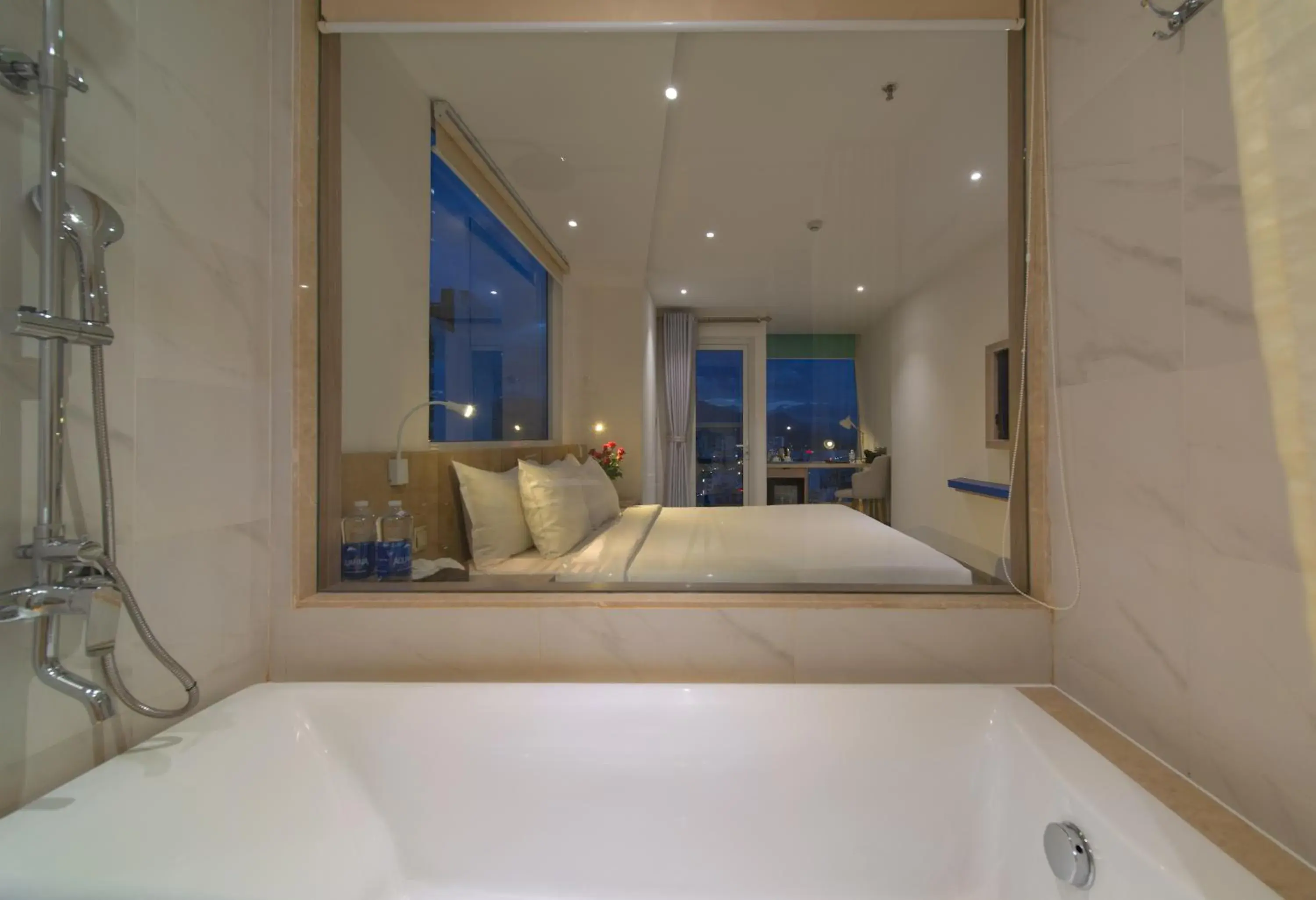 Senior Suite Room in Le's Cham Hotel Senior Suite Room in Le's Cham Hotel