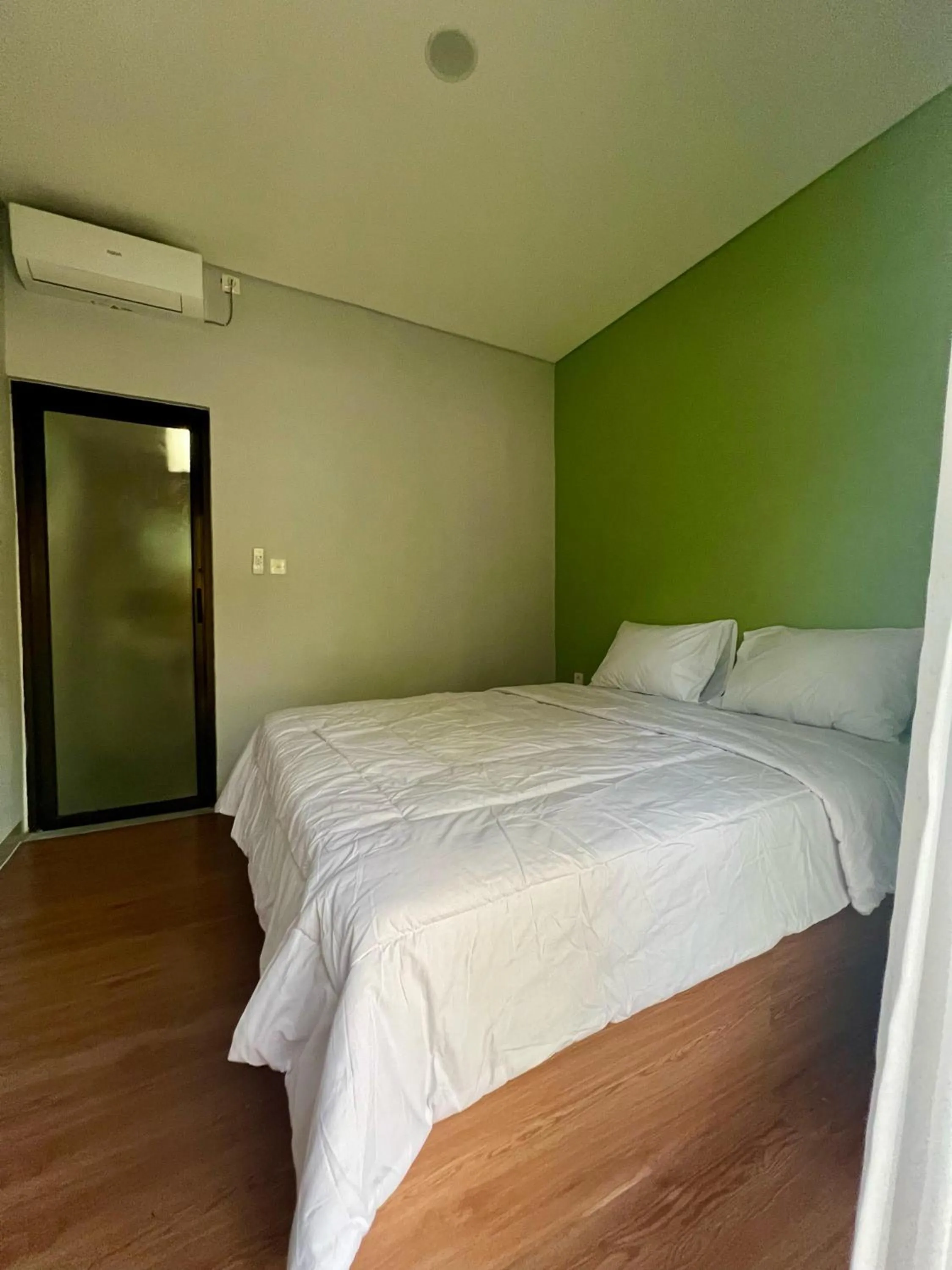 Bed in Makarma Resort Lombok