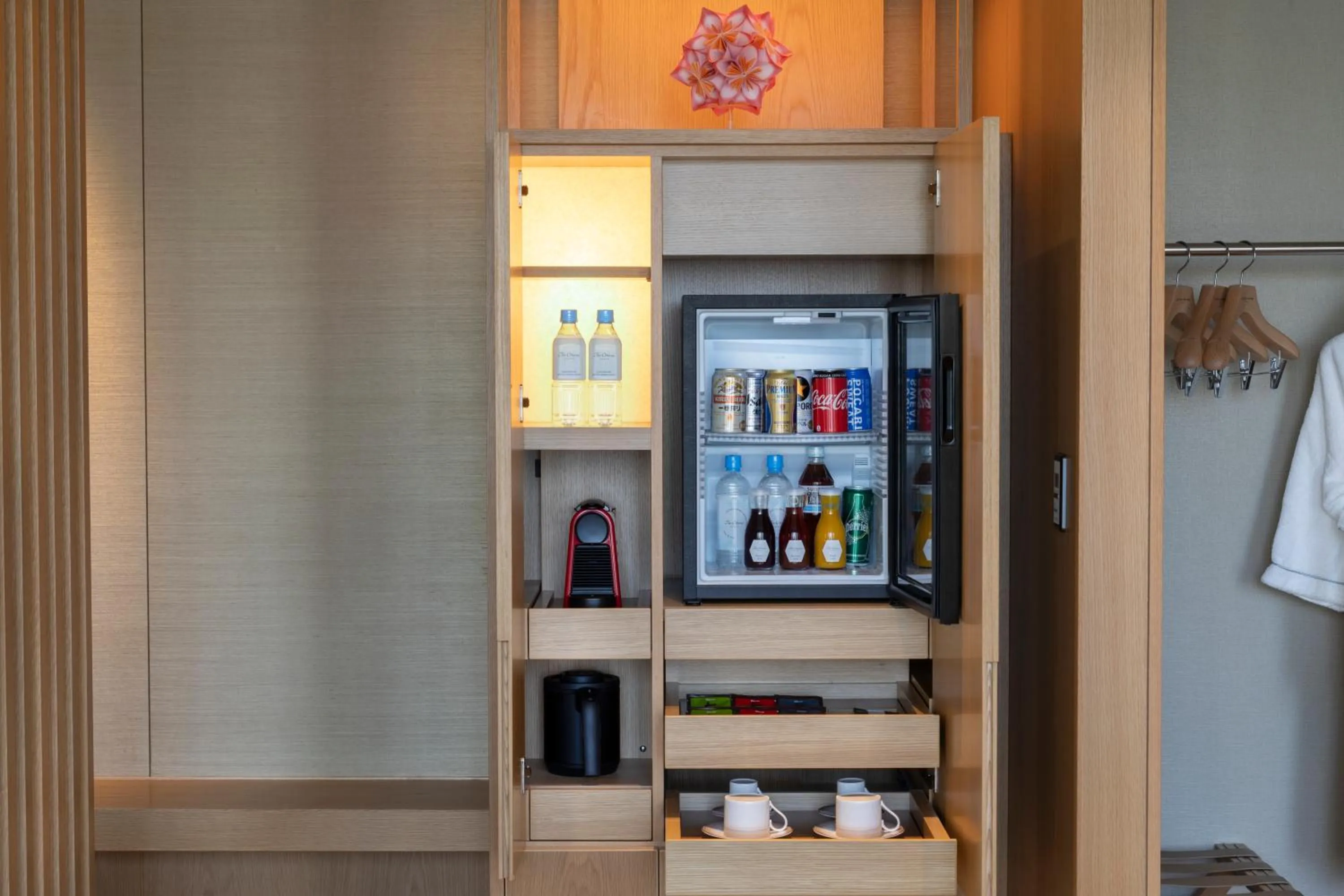 Coffee/tea facilities in The Okura Tokyo