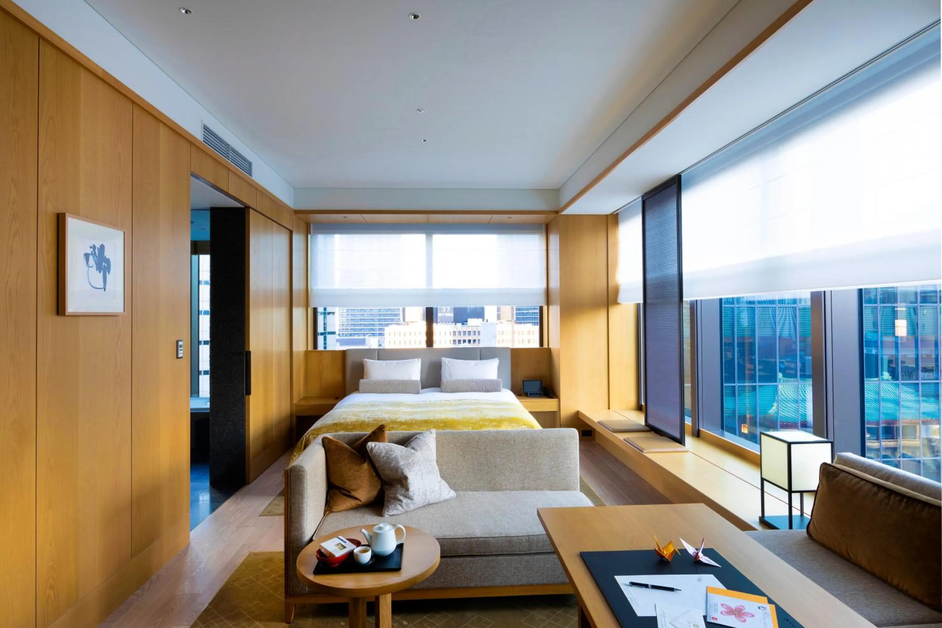 Photo of the whole room, Bed in The Okura Tokyo