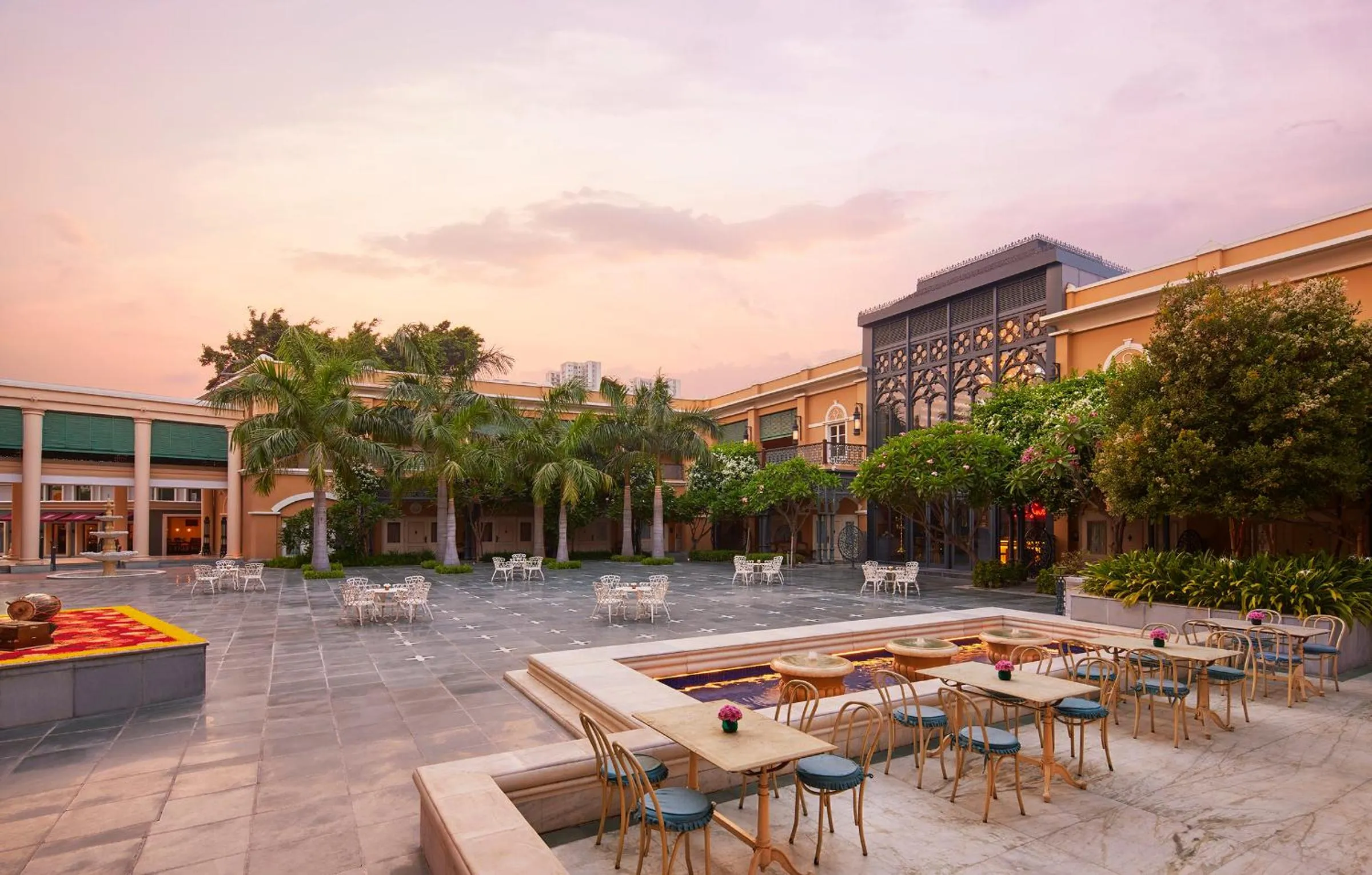 Restaurant/places to eat in Raajkutir - IHCL SeleQtions