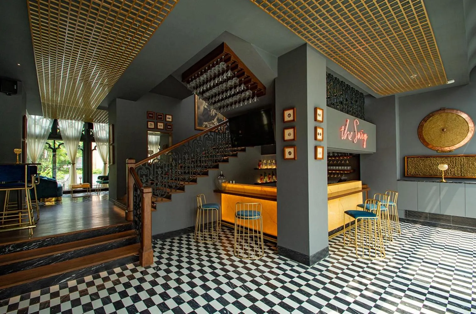 Nightclub / DJ in Raajkutir - IHCL SeleQtions