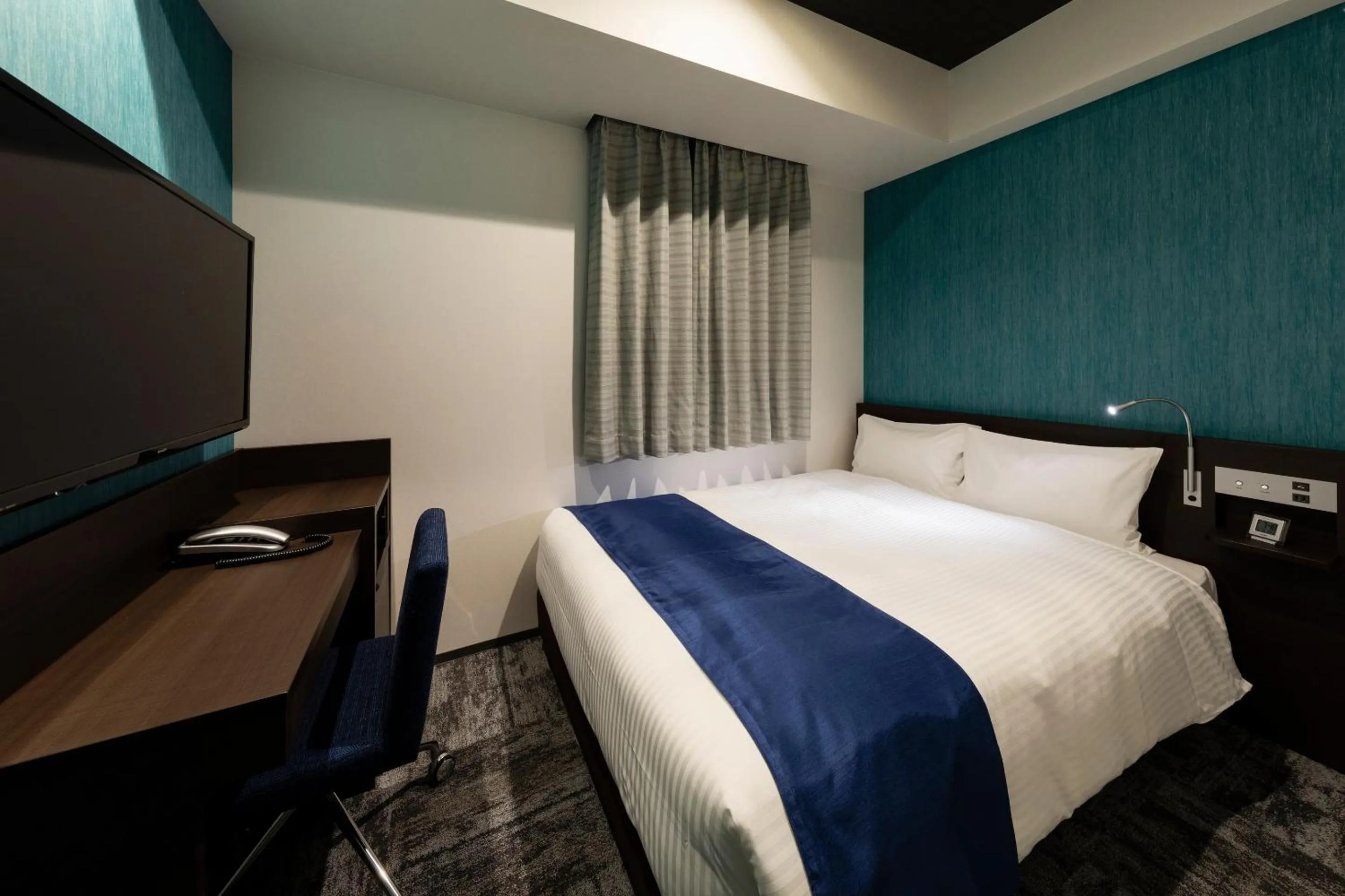 Bed in Wander Tokyo Shibuya